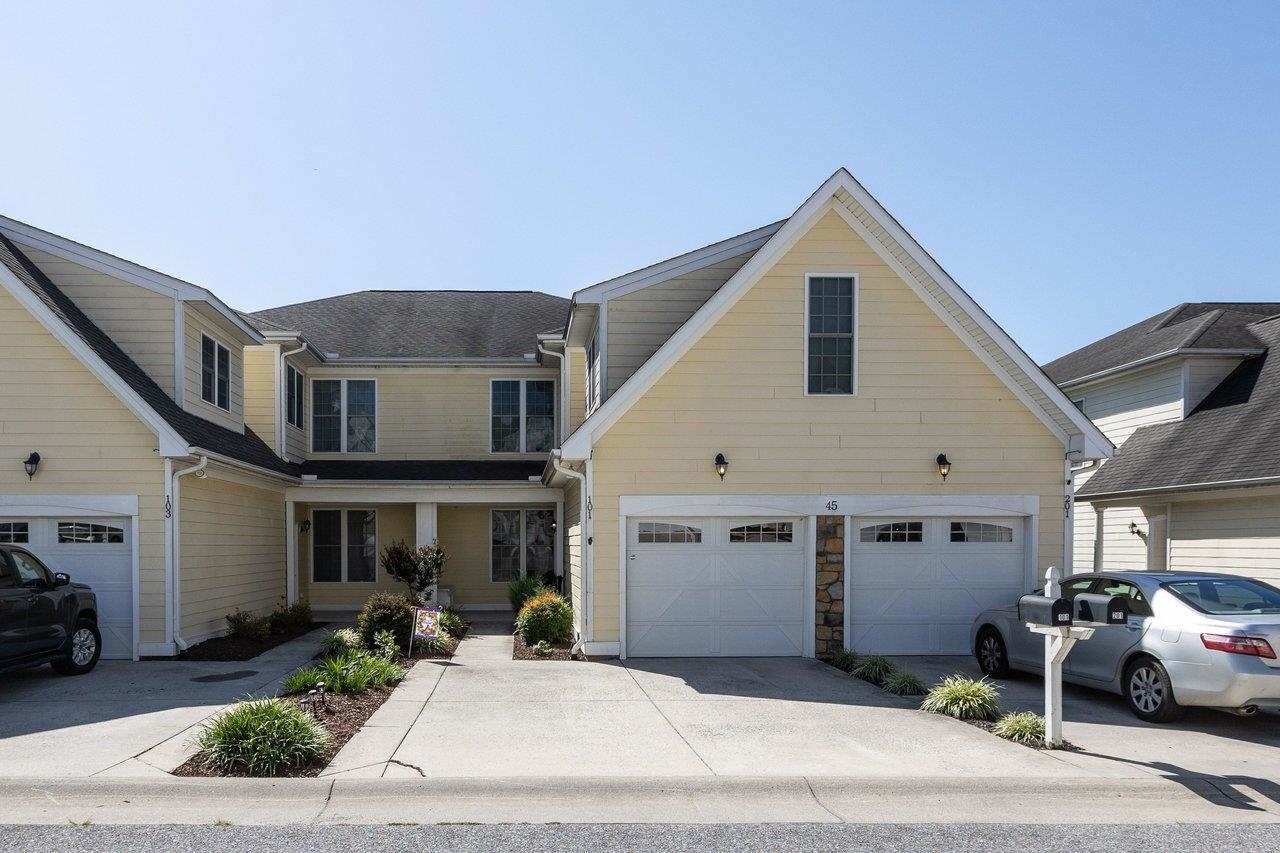 45 #101 WINDGATE CIR, FISHERSVILLE, Virginia 22939, 2 Bedrooms Bedrooms, ,2 BathroomsBathrooms,Residential,45 #101 WINDGATE CIR,680221 MLS # 680221
