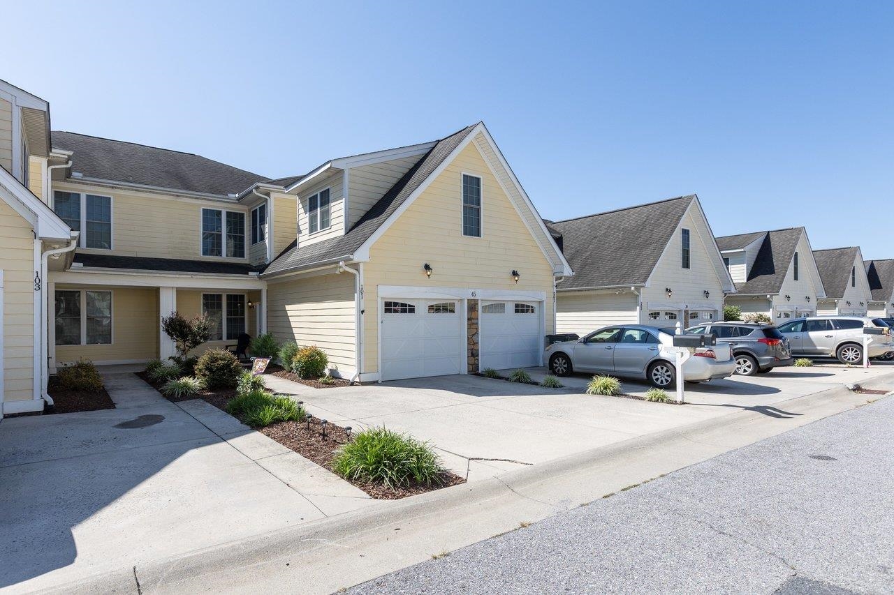 45 #101 WINDGATE CIR, FISHERSVILLE, Virginia 22939, 2 Bedrooms Bedrooms, ,2 BathroomsBathrooms,Residential,45 #101 WINDGATE CIR,680221 MLS # 680221 45 #101 WINDGATE CIR, FISHERSVILLE, Virginia 22939, 2 Bedrooms Bedrooms, ,2 BathroomsBathrooms,Residential,45 #101 WINDGATE CIR,680221 MLS # 680221