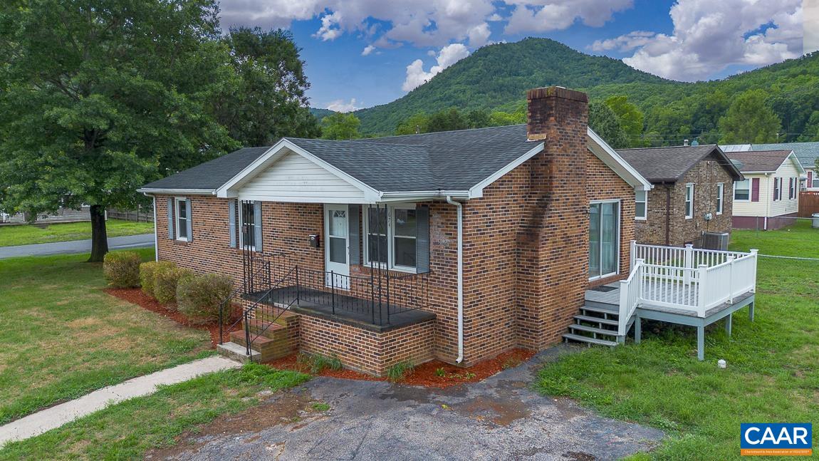 674 E 14TH ST, BUENA VISTA, Virginia 24416, 3 Bedrooms Bedrooms, ,2 BathroomsBathrooms,Residential,674 E 14TH ST,680229 MLS # 680229 674 E 14TH ST, BUENA VISTA, Virginia 24416, 3 Bedrooms Bedrooms, ,2 BathroomsBathrooms,Residential,674 E 14TH ST,680229 MLS # 680229