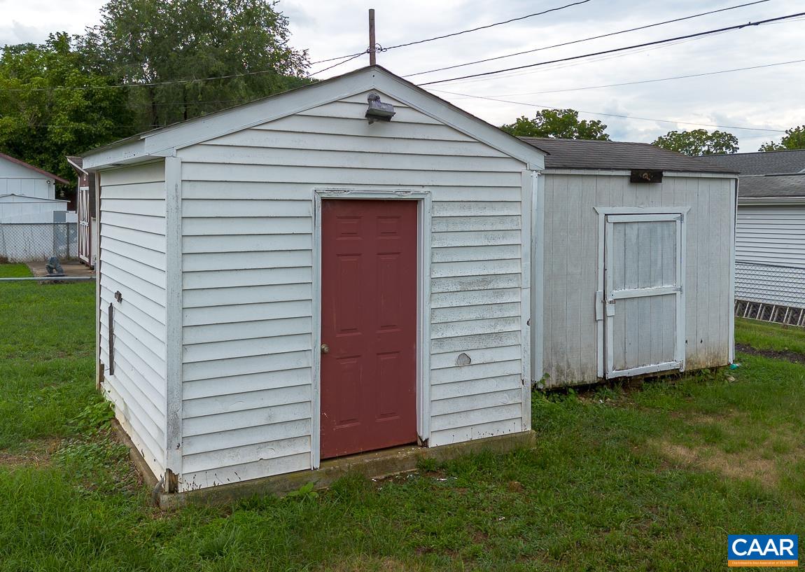 674 E 14TH ST, BUENA VISTA, Virginia 24416, 3 Bedrooms Bedrooms, ,2 BathroomsBathrooms,Residential,674 E 14TH ST,680229 MLS # 680229 674 E 14TH ST, BUENA VISTA, Virginia 24416, 3 Bedrooms Bedrooms, ,2 BathroomsBathrooms,Residential,674 E 14TH ST,680229 MLS # 680229
