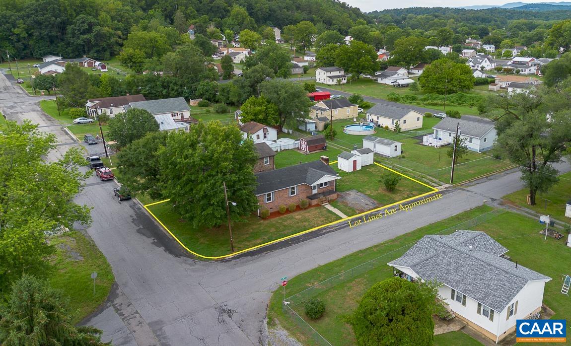 674 E 14TH ST, BUENA VISTA, Virginia 24416, 3 Bedrooms Bedrooms, ,2 BathroomsBathrooms,Residential,674 E 14TH ST,680229 MLS # 680229 674 E 14TH ST, BUENA VISTA, Virginia 24416, 3 Bedrooms Bedrooms, ,2 BathroomsBathrooms,Residential,674 E 14TH ST,680229 MLS # 680229