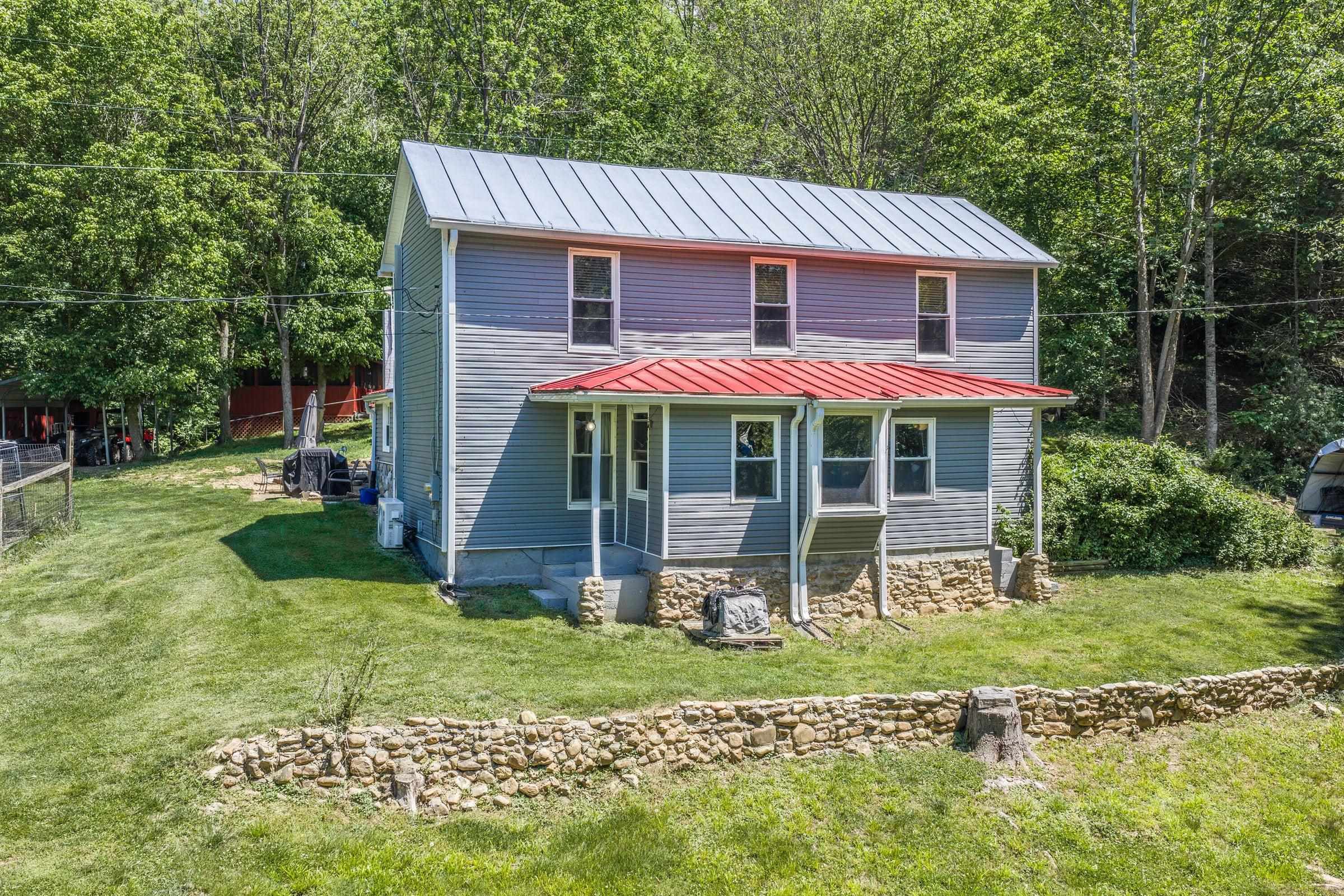 1890's Farmhouse