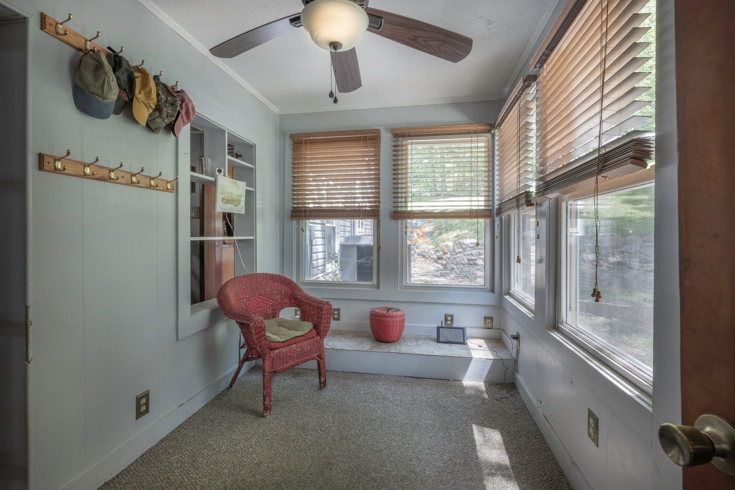Sunroom/office