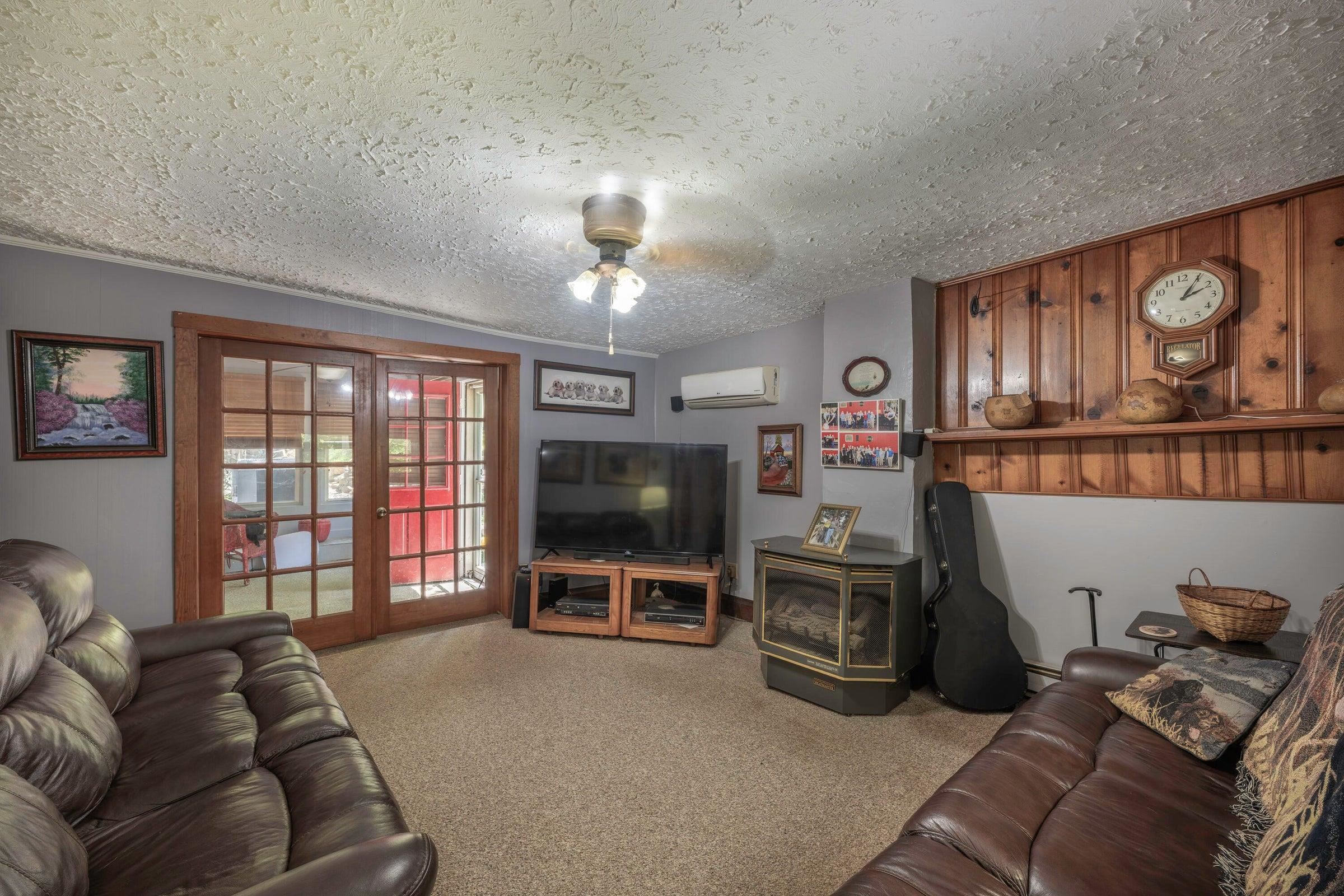 53 & 13 SIDING LN, VESUVIUS, Virginia 24483, 3 Bedrooms Bedrooms, ,1 BathroomBathrooms,Residential,53 & 13 Siding Ln Vesuvius, VA 24483,53 & 13 SIDING LN,680232 MLS # 680232
