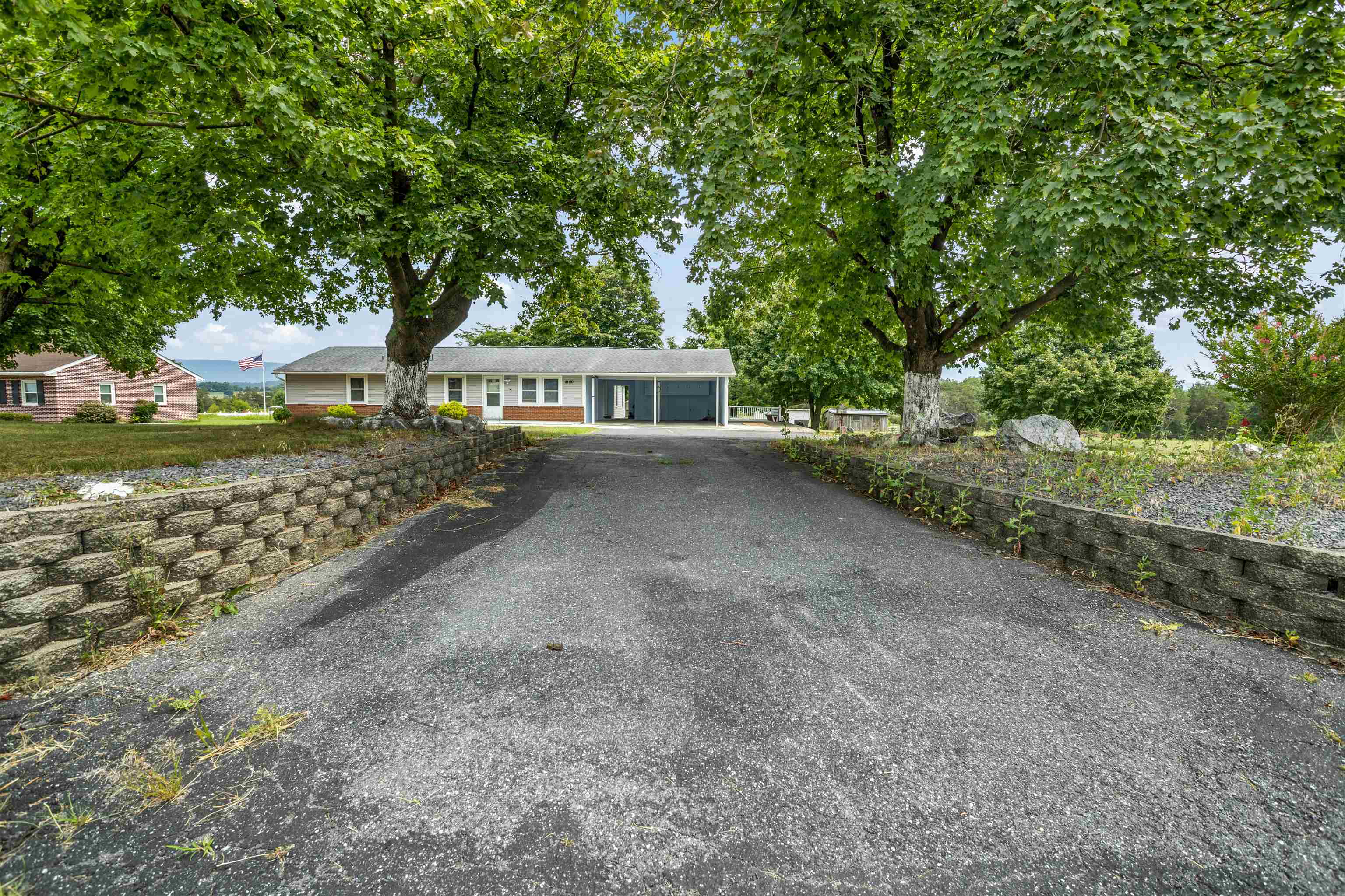 8180 NORTH VALLEY PIKE, ROCKINGHAM, Virginia 22802, 4 Bedrooms Bedrooms, ,2 BathroomsBathrooms,Residential,8180 NORTH VALLEY PIKE,680275 MLS # 680275 8180 NORTH VALLEY PIKE, ROCKINGHAM, Virginia 22802, 4 Bedrooms Bedrooms, ,2 BathroomsBathrooms,Residential,8180 NORTH VALLEY PIKE,680275 MLS # 680275