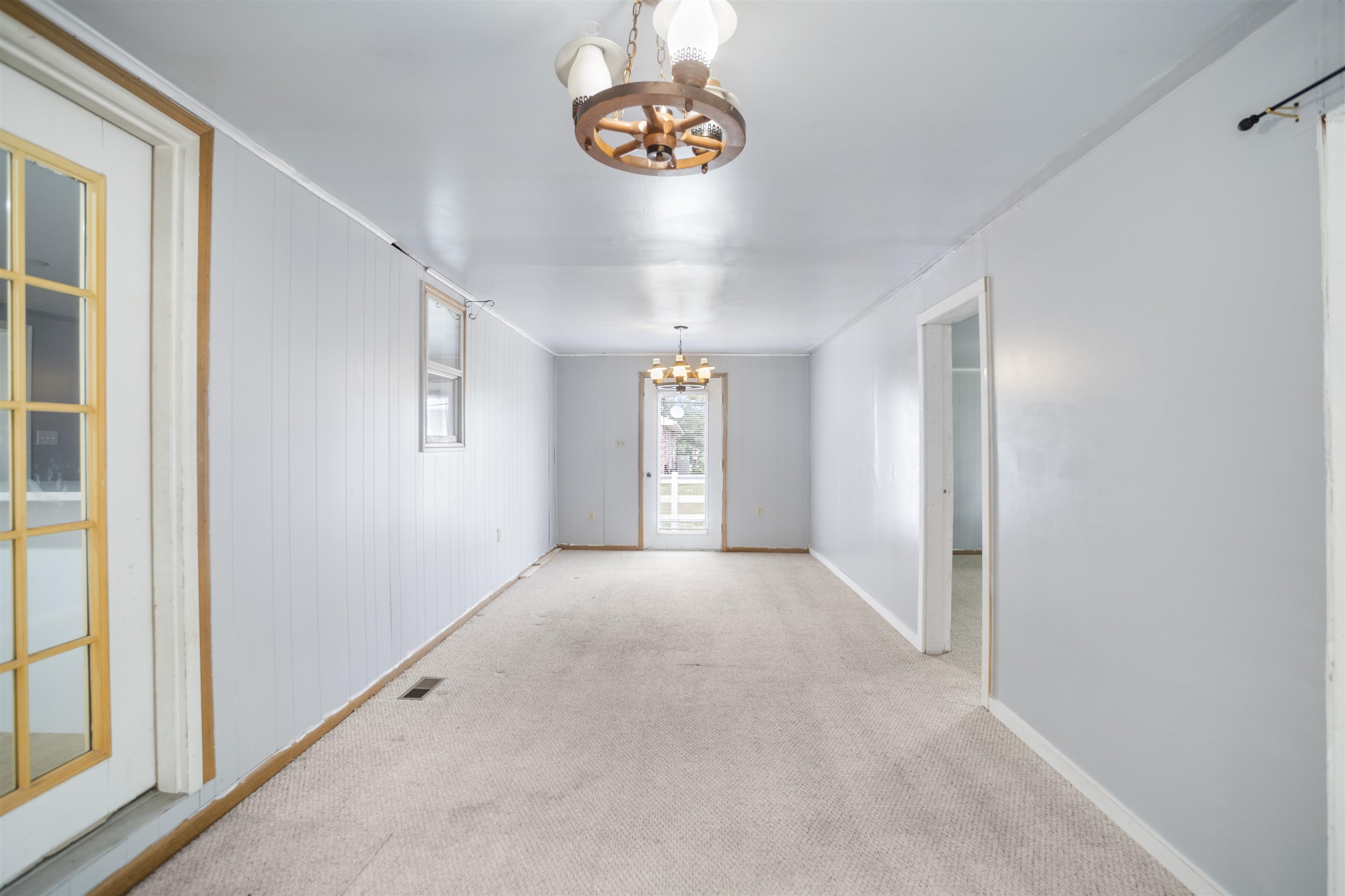 8180 NORTH VALLEY PIKE, ROCKINGHAM, Virginia 22802, 4 Bedrooms Bedrooms, ,2 BathroomsBathrooms,Residential,8180 NORTH VALLEY PIKE,680275 MLS # 680275 8180 NORTH VALLEY PIKE, ROCKINGHAM, Virginia 22802, 4 Bedrooms Bedrooms, ,2 BathroomsBathrooms,Residential,8180 NORTH VALLEY PIKE,680275 MLS # 680275