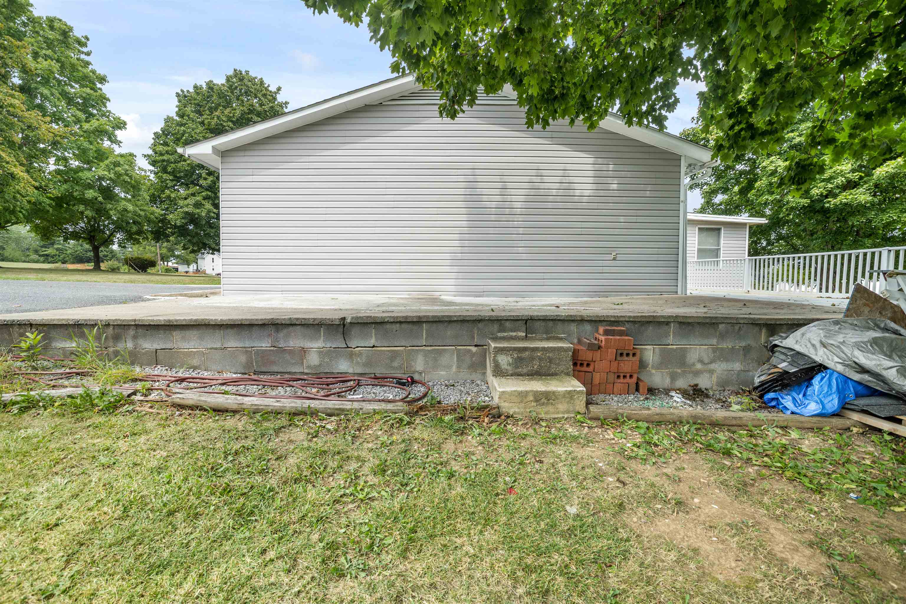 8180 NORTH VALLEY PIKE, ROCKINGHAM, Virginia 22802, 4 Bedrooms Bedrooms, ,2 BathroomsBathrooms,Residential,8180 NORTH VALLEY PIKE,680275 MLS # 680275 8180 NORTH VALLEY PIKE, ROCKINGHAM, Virginia 22802, 4 Bedrooms Bedrooms, ,2 BathroomsBathrooms,Residential,8180 NORTH VALLEY PIKE,680275 MLS # 680275