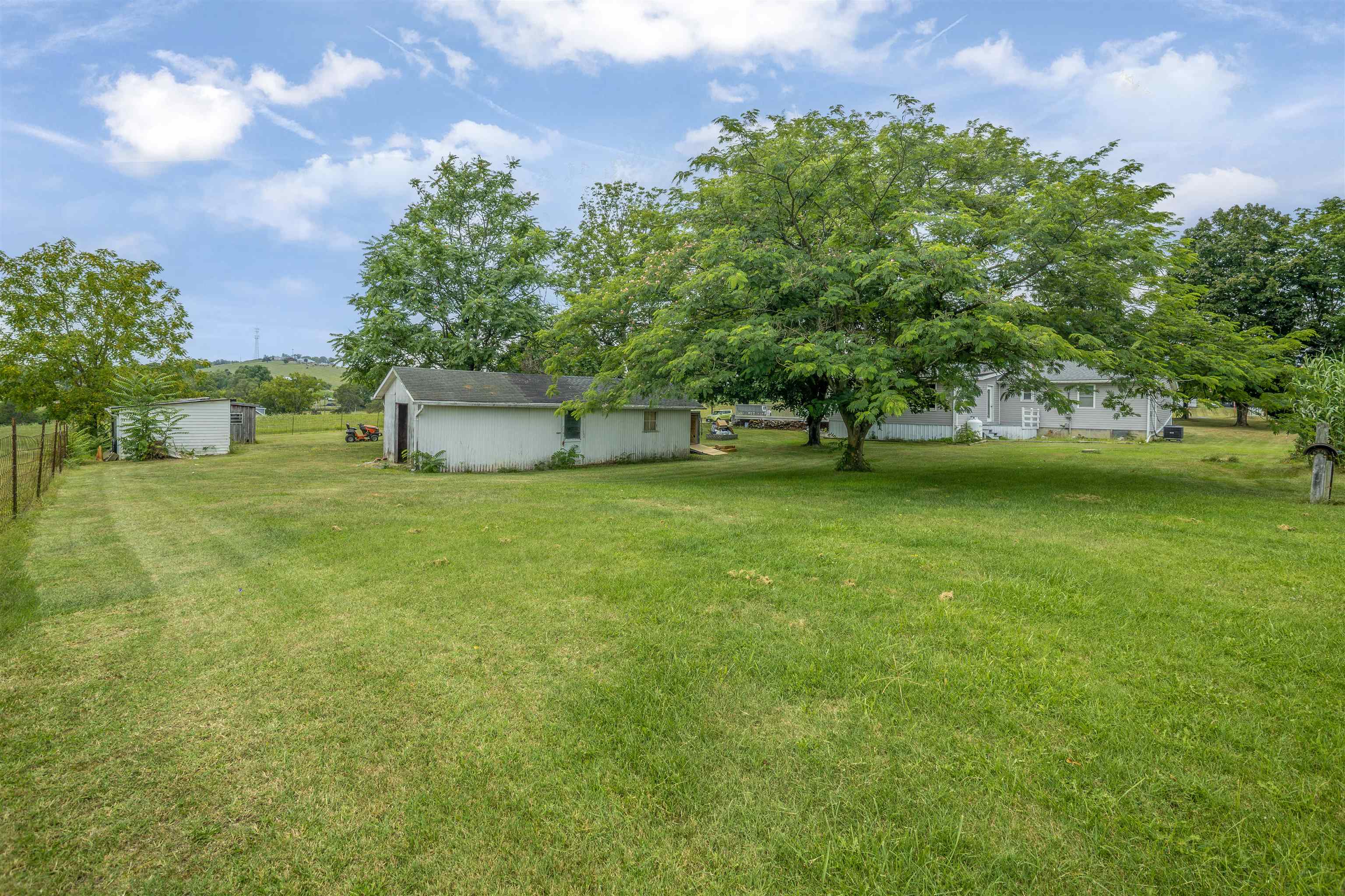 8180 NORTH VALLEY PIKE, ROCKINGHAM, Virginia 22802, 4 Bedrooms Bedrooms, ,2 BathroomsBathrooms,Residential,8180 NORTH VALLEY PIKE,680275 MLS # 680275 8180 NORTH VALLEY PIKE, ROCKINGHAM, Virginia 22802, 4 Bedrooms Bedrooms, ,2 BathroomsBathrooms,Residential,8180 NORTH VALLEY PIKE,680275 MLS # 680275