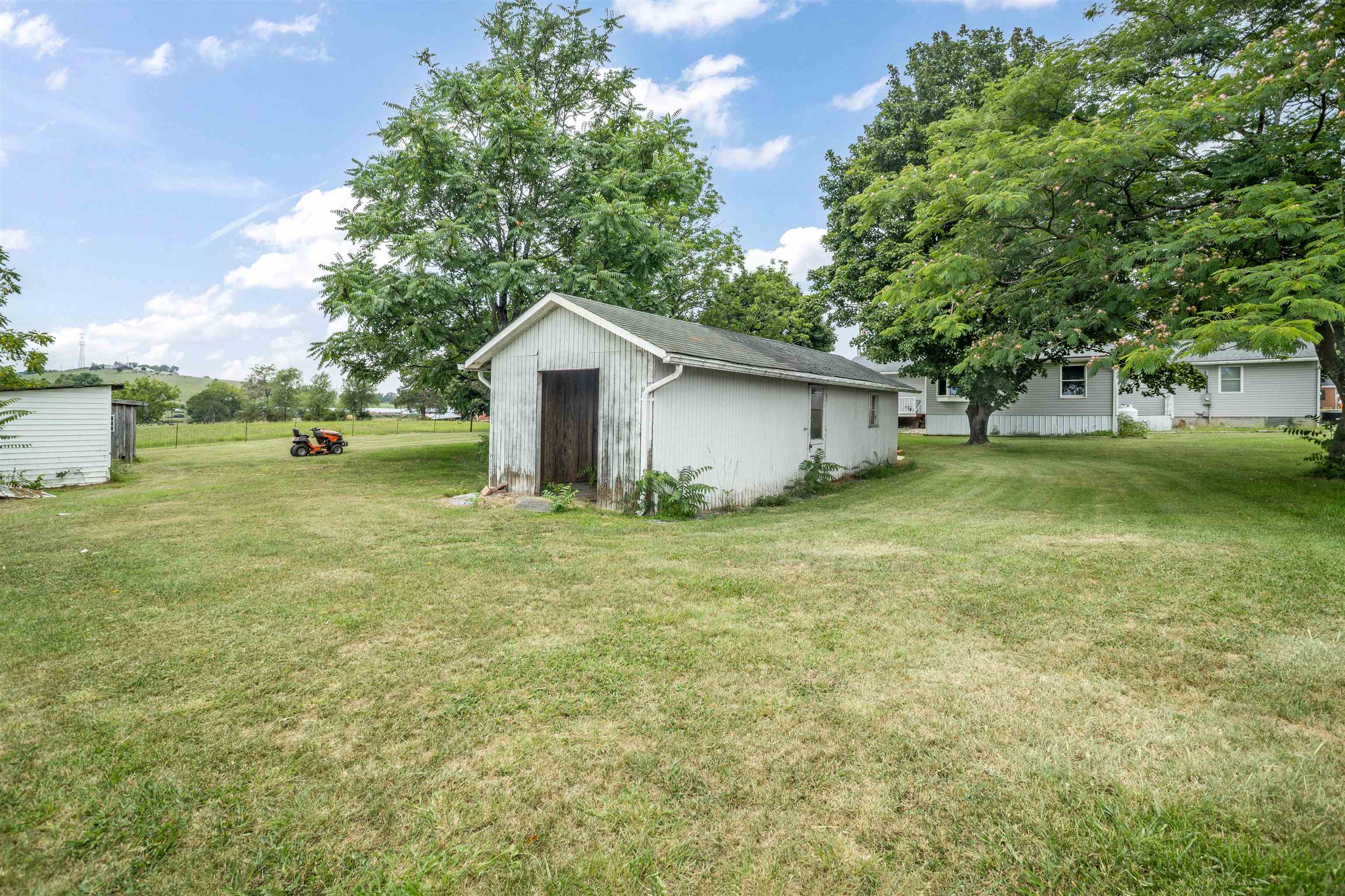 8180 NORTH VALLEY PIKE, ROCKINGHAM, Virginia 22802, 4 Bedrooms Bedrooms, ,2 BathroomsBathrooms,Residential,8180 NORTH VALLEY PIKE,680275 MLS # 680275 8180 NORTH VALLEY PIKE, ROCKINGHAM, Virginia 22802, 4 Bedrooms Bedrooms, ,2 BathroomsBathrooms,Residential,8180 NORTH VALLEY PIKE,680275 MLS # 680275