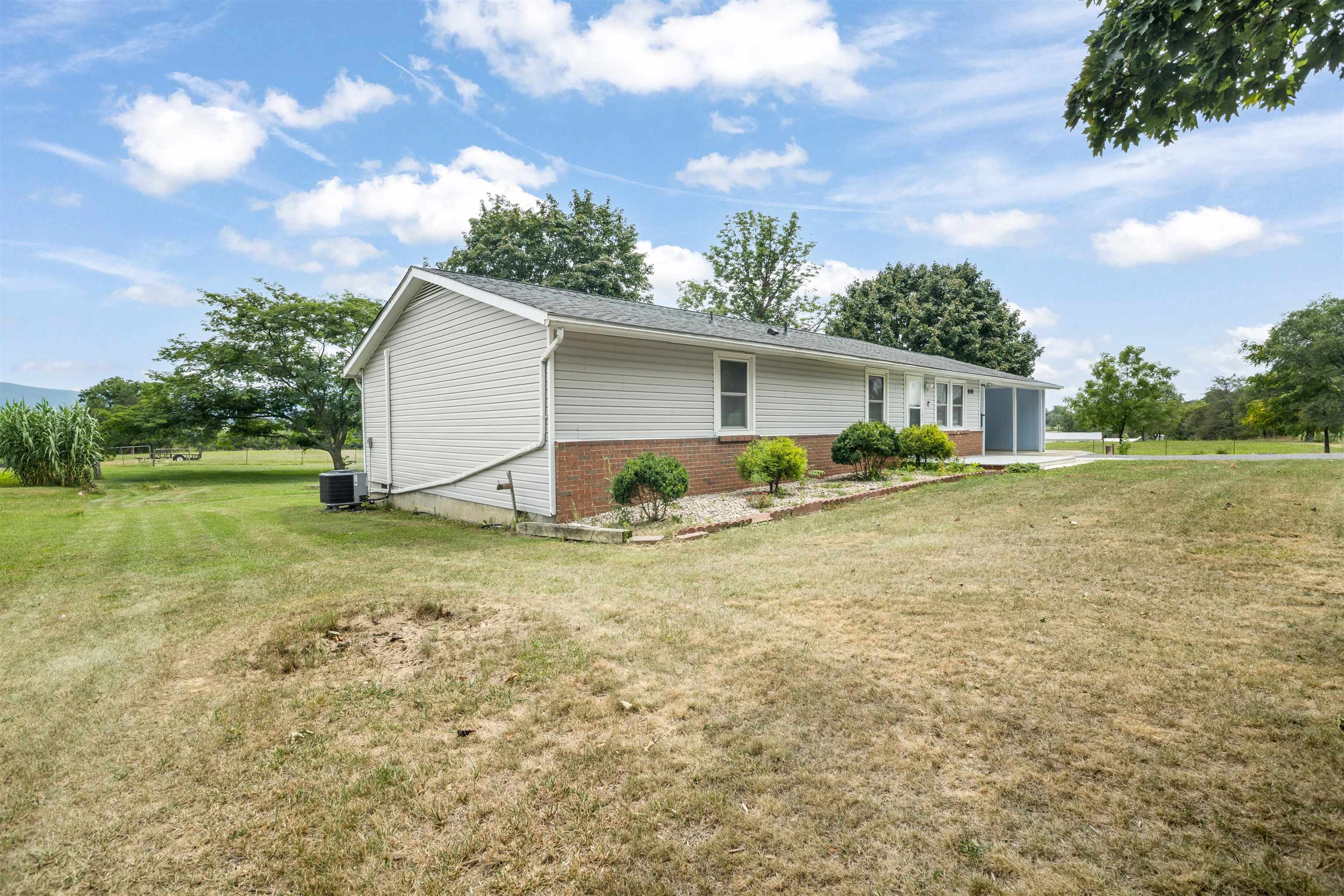 8180 NORTH VALLEY PIKE, ROCKINGHAM, Virginia 22802, 4 Bedrooms Bedrooms, ,2 BathroomsBathrooms,Residential,8180 NORTH VALLEY PIKE,680275 MLS # 680275 8180 NORTH VALLEY PIKE, ROCKINGHAM, Virginia 22802, 4 Bedrooms Bedrooms, ,2 BathroomsBathrooms,Residential,8180 NORTH VALLEY PIKE,680275 MLS # 680275