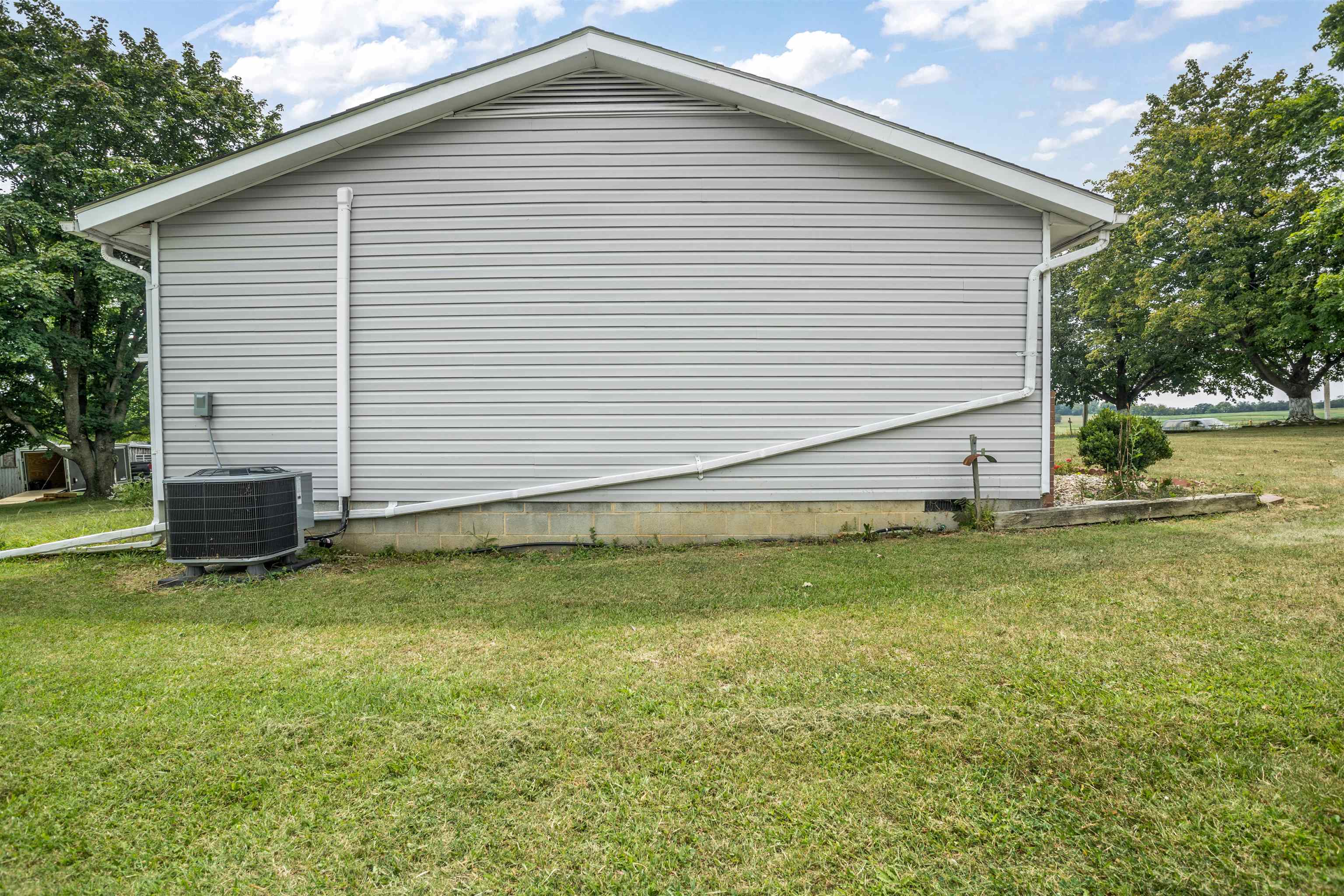 8180 NORTH VALLEY PIKE, ROCKINGHAM, Virginia 22802, 4 Bedrooms Bedrooms, ,2 BathroomsBathrooms,Residential,8180 NORTH VALLEY PIKE,680275 MLS # 680275 8180 NORTH VALLEY PIKE, ROCKINGHAM, Virginia 22802, 4 Bedrooms Bedrooms, ,2 BathroomsBathrooms,Residential,8180 NORTH VALLEY PIKE,680275 MLS # 680275