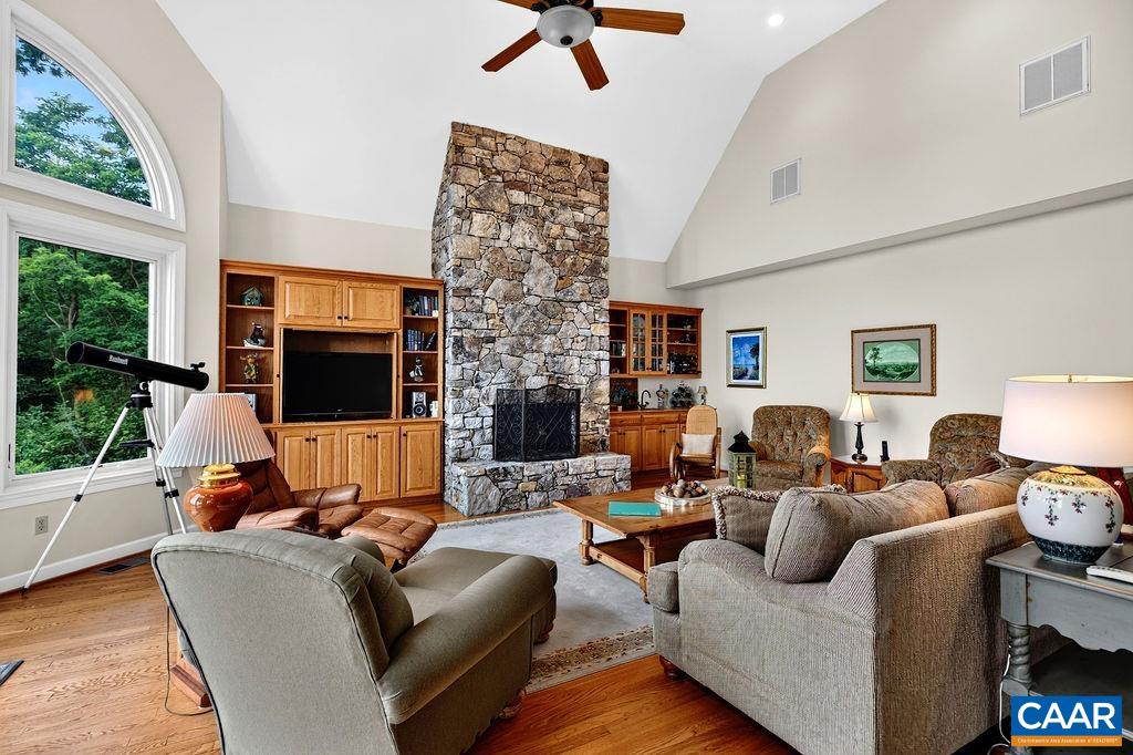 78 TIMBER RIDGE LN, WINTERGREEN RESORT, Virginia 22967, 5 Bedrooms Bedrooms, ,3 BathroomsBathrooms,Residential,78 TIMBER RIDGE LN,680204 MLS # 680204