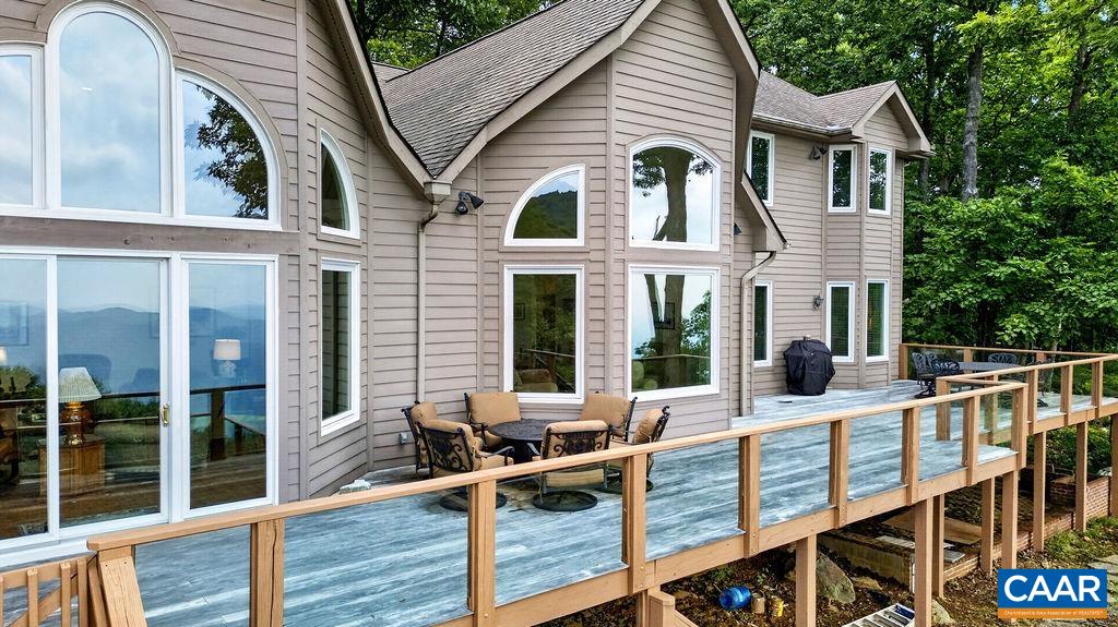 78 TIMBER RIDGE LN, WINTERGREEN RESORT, Virginia 22967, 5 Bedrooms Bedrooms, ,3 BathroomsBathrooms,Residential,78 TIMBER RIDGE LN,680204 MLS # 680204