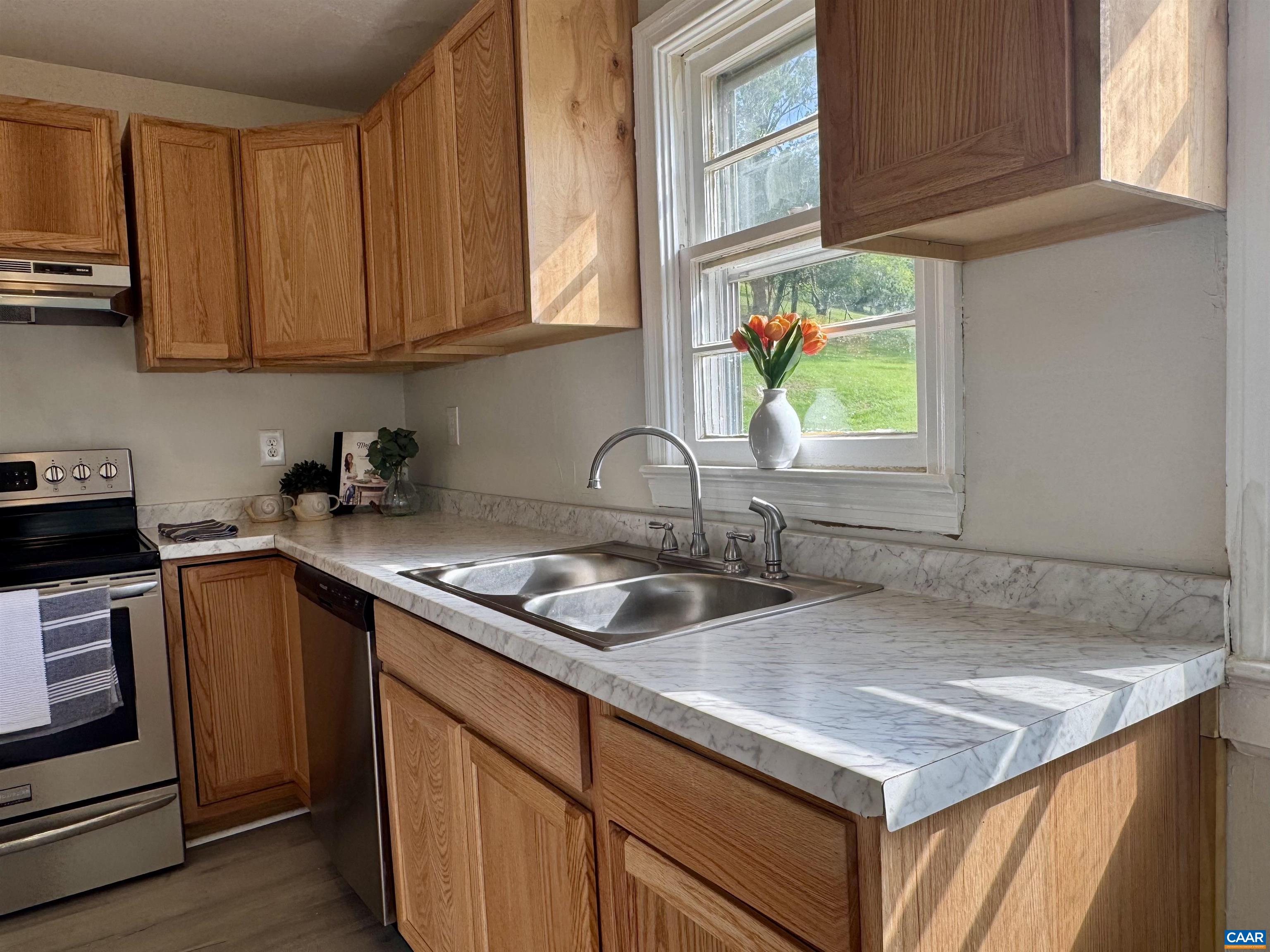 1323 JACKSON ST, STAUNTON, Virginia 24401, 4 Bedrooms Bedrooms, ,2 BathroomsBathrooms,Residential,Remodeled ranch walking distance to downtown!,1323 JACKSON ST,680276 MLS # 680276