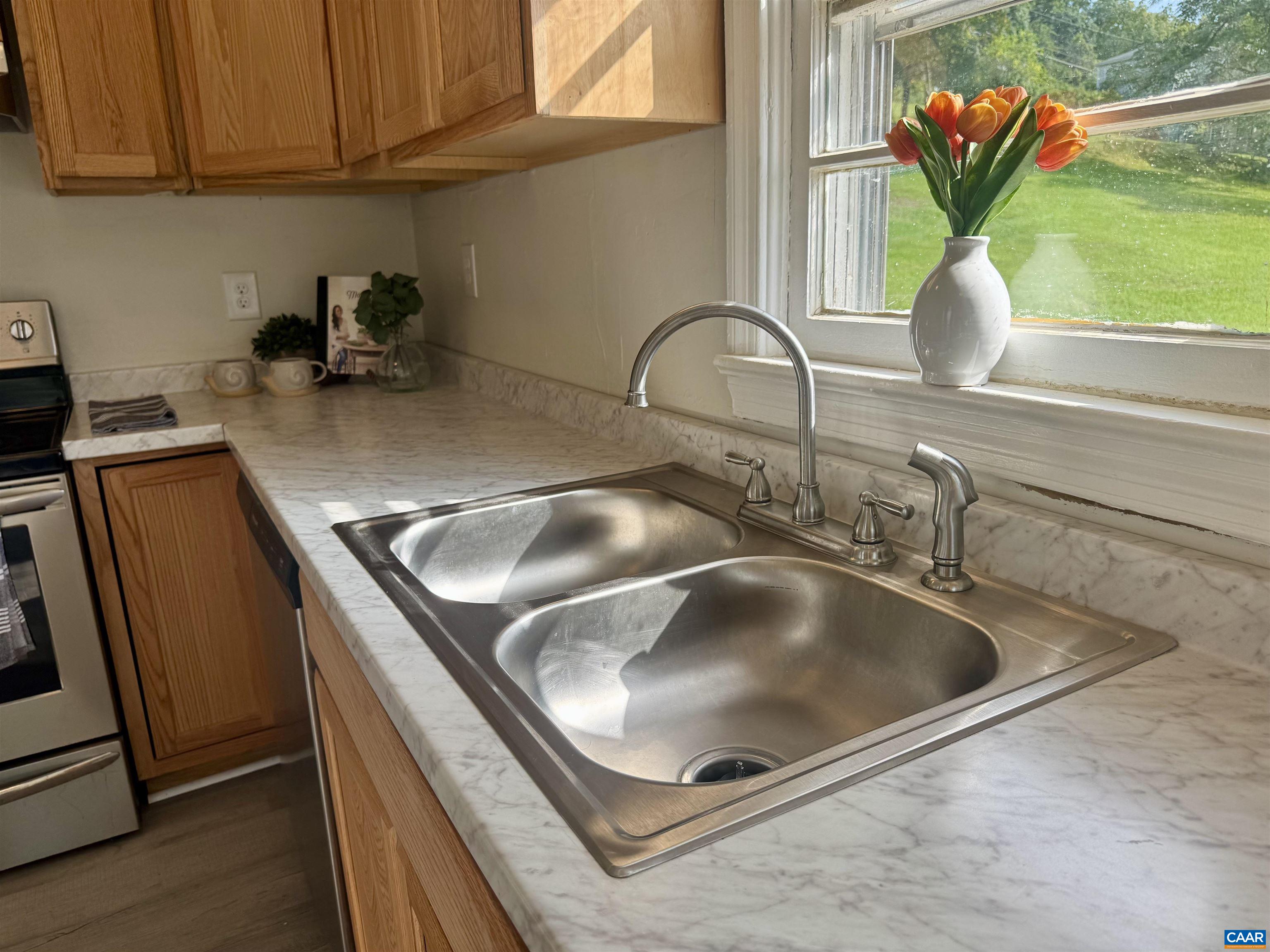 1323 JACKSON ST, STAUNTON, Virginia 24401, 4 Bedrooms Bedrooms, ,2 BathroomsBathrooms,Residential,Remodeled ranch walking distance to downtown!,1323 JACKSON ST,680276 MLS # 680276