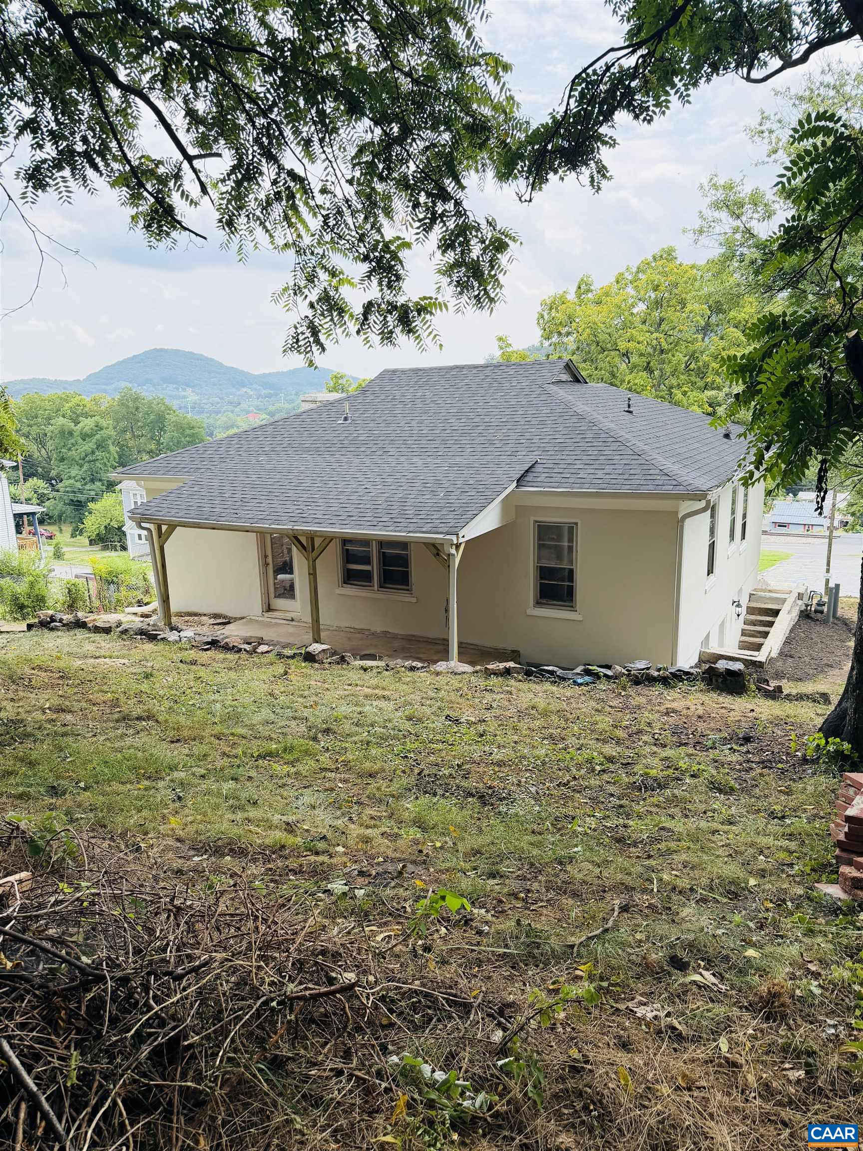 1323 JACKSON ST, STAUNTON, Virginia 24401, 4 Bedrooms Bedrooms, ,2 BathroomsBathrooms,Residential,Remodeled ranch walking distance to downtown!,1323 JACKSON ST,680276 MLS # 680276