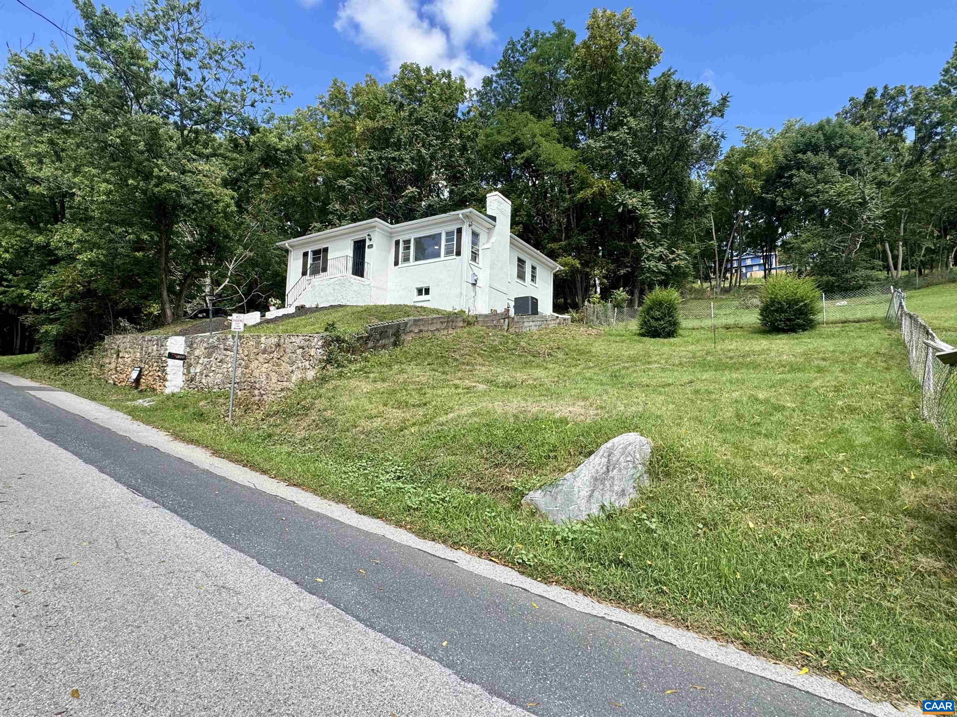 1323 JACKSON ST, STAUNTON, Virginia 24401, 4 Bedrooms Bedrooms, ,2 BathroomsBathrooms,Residential,Remodeled ranch walking distance to downtown!,1323 JACKSON ST,680276 MLS # 680276