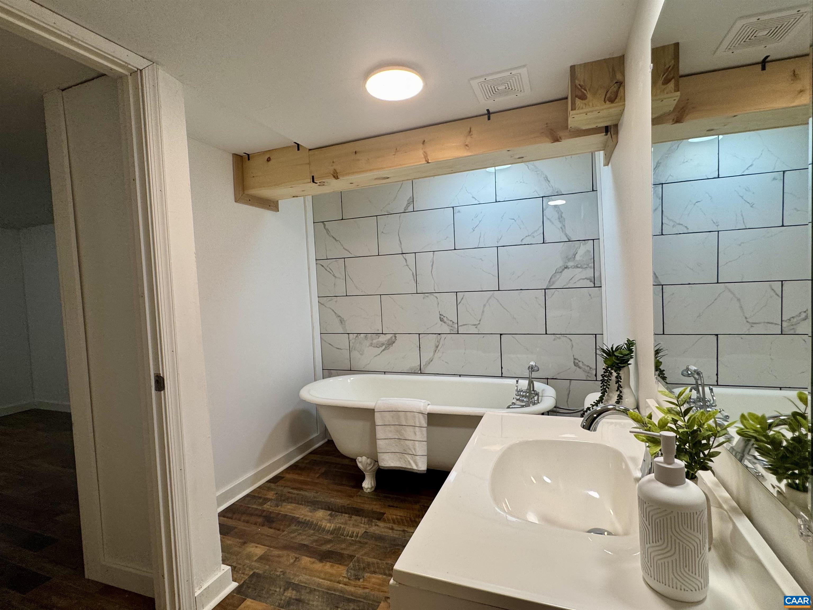 1323 JACKSON ST, STAUNTON, Virginia 24401, 4 Bedrooms Bedrooms, ,2 BathroomsBathrooms,Residential,Remodeled ranch walking distance to downtown!,1323 JACKSON ST,680276 MLS # 680276