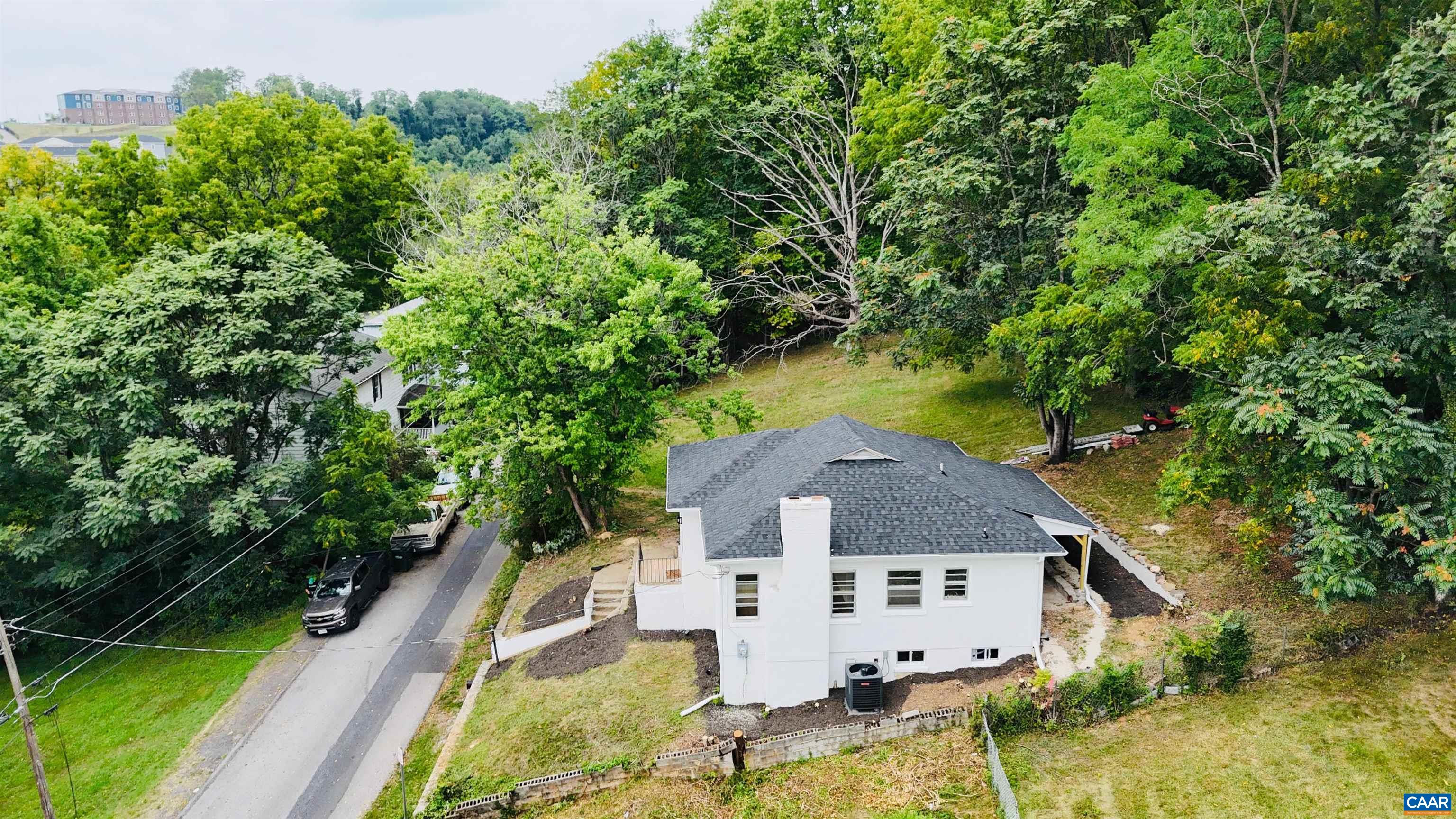 1323 JACKSON ST, STAUNTON, Virginia 24401, 4 Bedrooms Bedrooms, ,2 BathroomsBathrooms,Residential,Remodeled ranch walking distance to downtown!,1323 JACKSON ST,680276 MLS # 680276