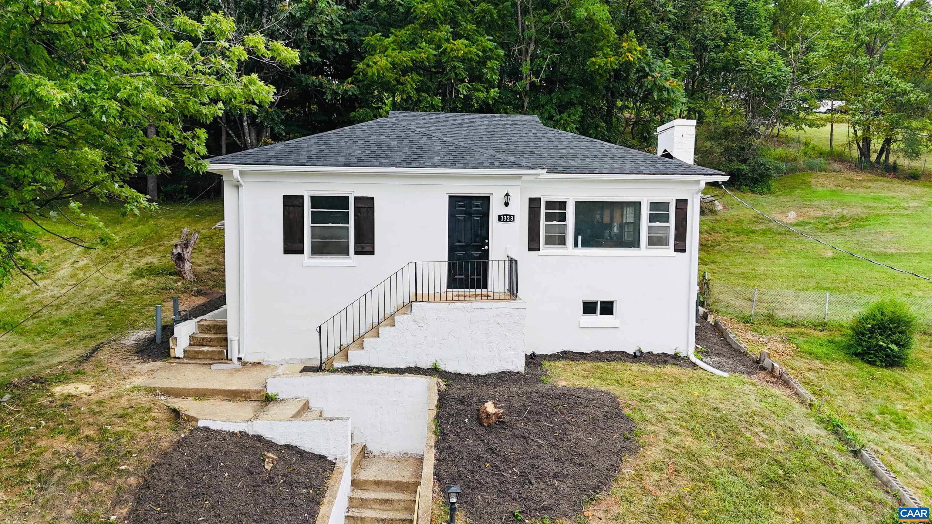 1323 JACKSON ST, STAUNTON, Virginia 24401, 4 Bedrooms Bedrooms, ,2 BathroomsBathrooms,Residential,Remodeled ranch walking distance to downtown!,1323 JACKSON ST,680276 MLS # 680276