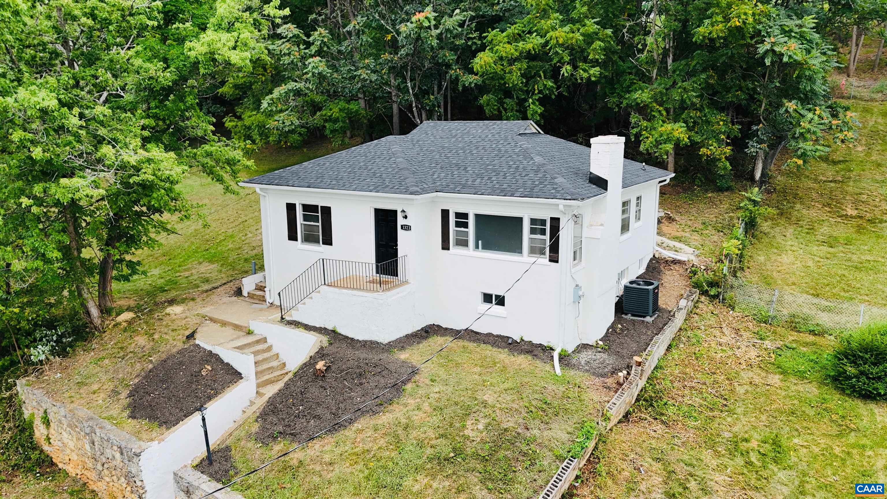 1323 JACKSON ST, STAUNTON, Virginia 24401, 4 Bedrooms Bedrooms, ,2 BathroomsBathrooms,Residential,Remodeled ranch walking distance to downtown!,1323 JACKSON ST,680276 MLS # 680276