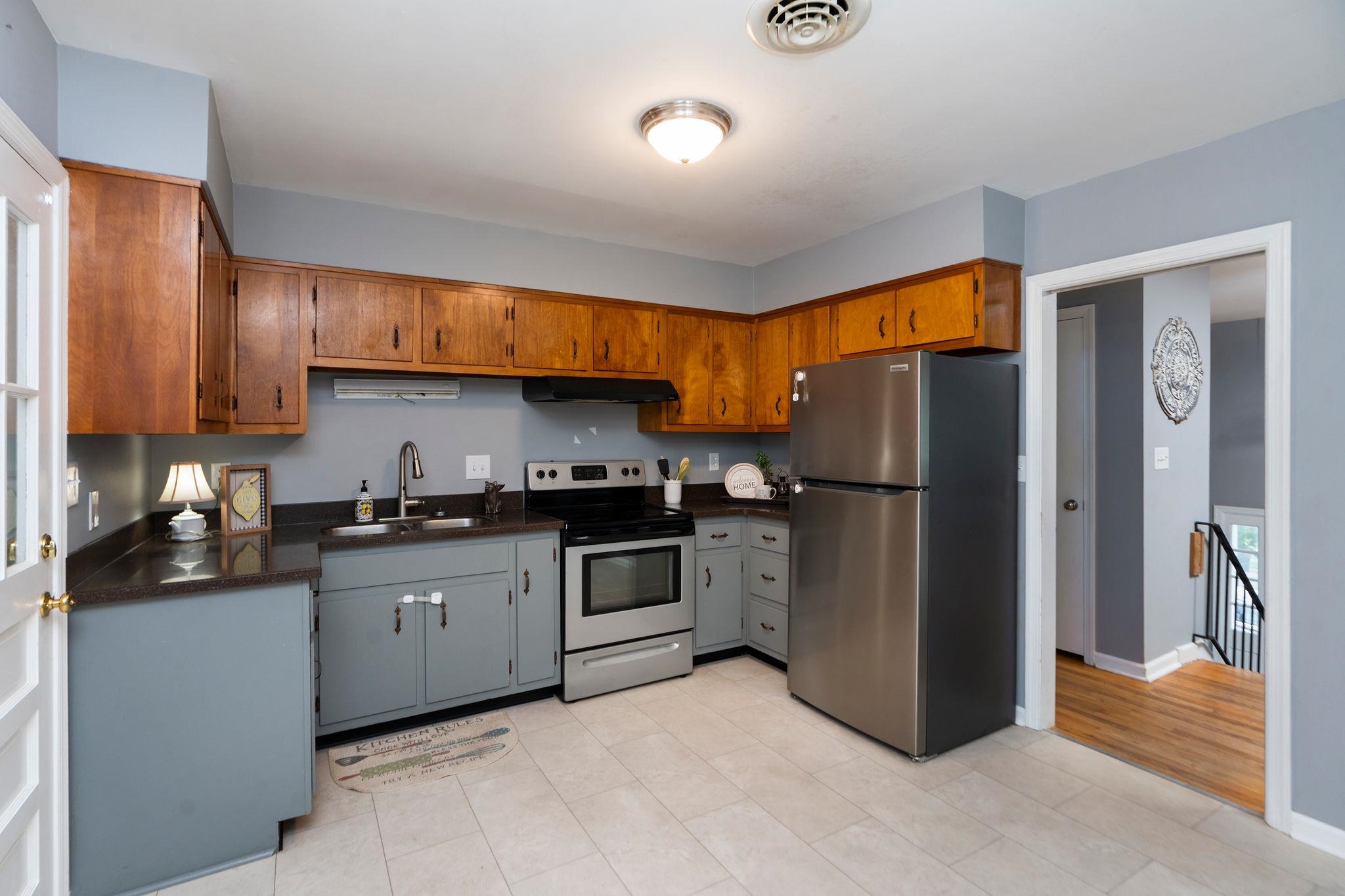 906 RIDGECREST CIR, STAUNTON, Virginia 24401, 4 Bedrooms Bedrooms, ,2 BathroomsBathrooms,Residential,906 RIDGECREST CIR,680277 MLS # 680277 906 RIDGECREST CIR, STAUNTON, Virginia 24401, 4 Bedrooms Bedrooms, ,2 BathroomsBathrooms,Residential,906 RIDGECREST CIR,680277 MLS # 680277
