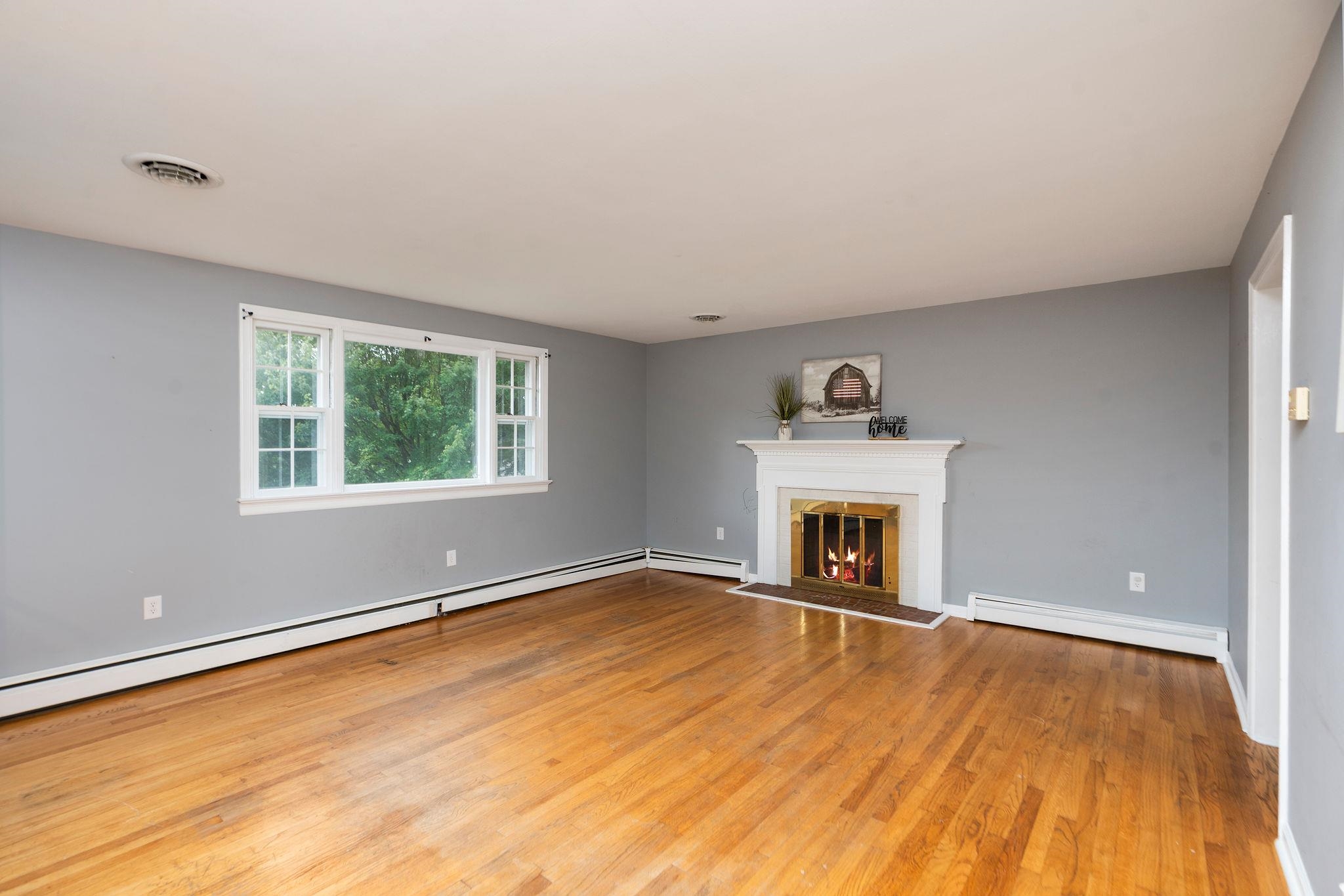 906 RIDGECREST CIR, STAUNTON, Virginia 24401, 4 Bedrooms Bedrooms, ,2 BathroomsBathrooms,Residential,906 RIDGECREST CIR,680277 MLS # 680277 906 RIDGECREST CIR, STAUNTON, Virginia 24401, 4 Bedrooms Bedrooms, ,2 BathroomsBathrooms,Residential,906 RIDGECREST CIR,680277 MLS # 680277