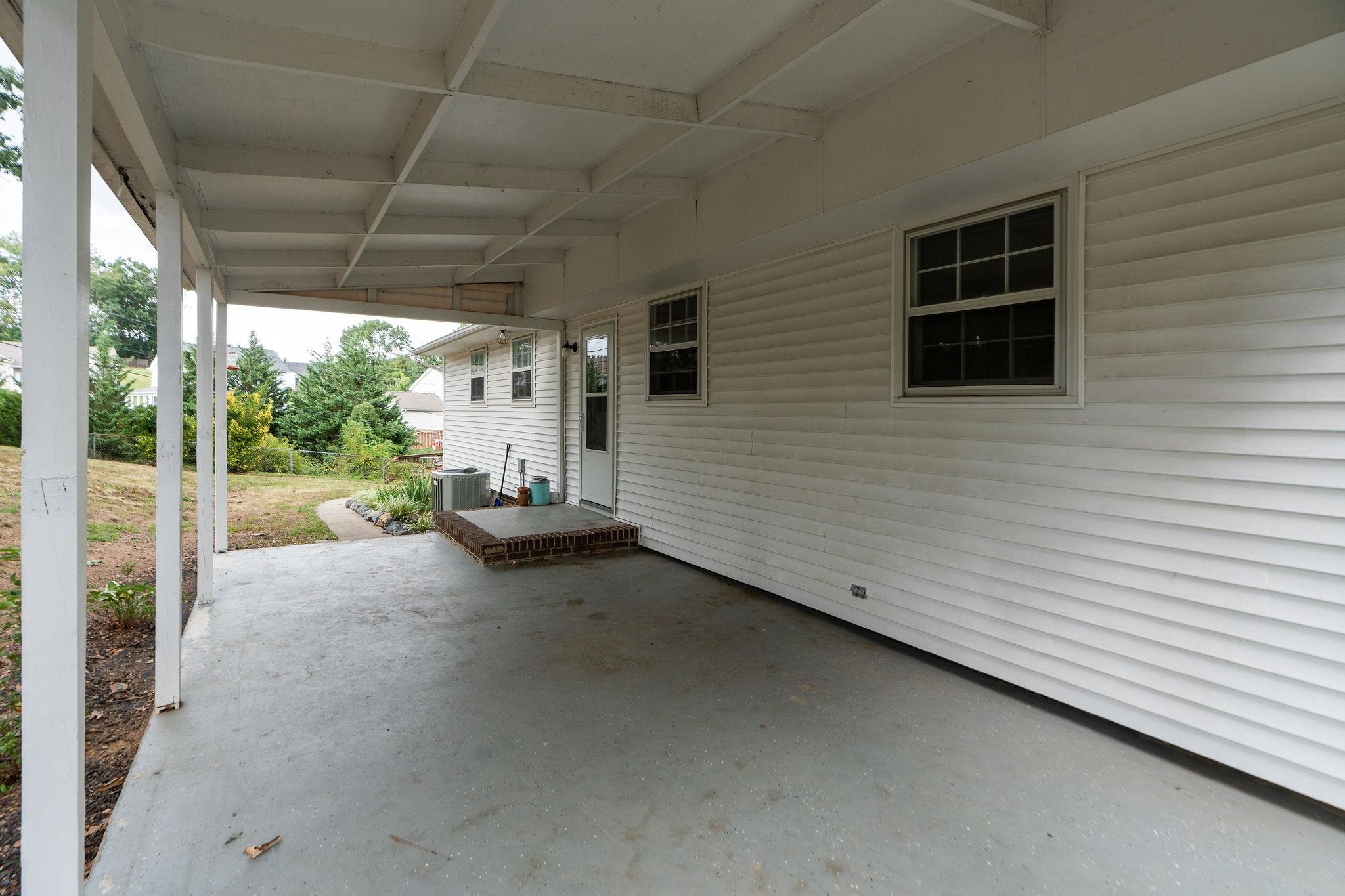 906 RIDGECREST CIR, STAUNTON, Virginia 24401, 4 Bedrooms Bedrooms, ,2 BathroomsBathrooms,Residential,906 RIDGECREST CIR,680277 MLS # 680277 906 RIDGECREST CIR, STAUNTON, Virginia 24401, 4 Bedrooms Bedrooms, ,2 BathroomsBathrooms,Residential,906 RIDGECREST CIR,680277 MLS # 680277
