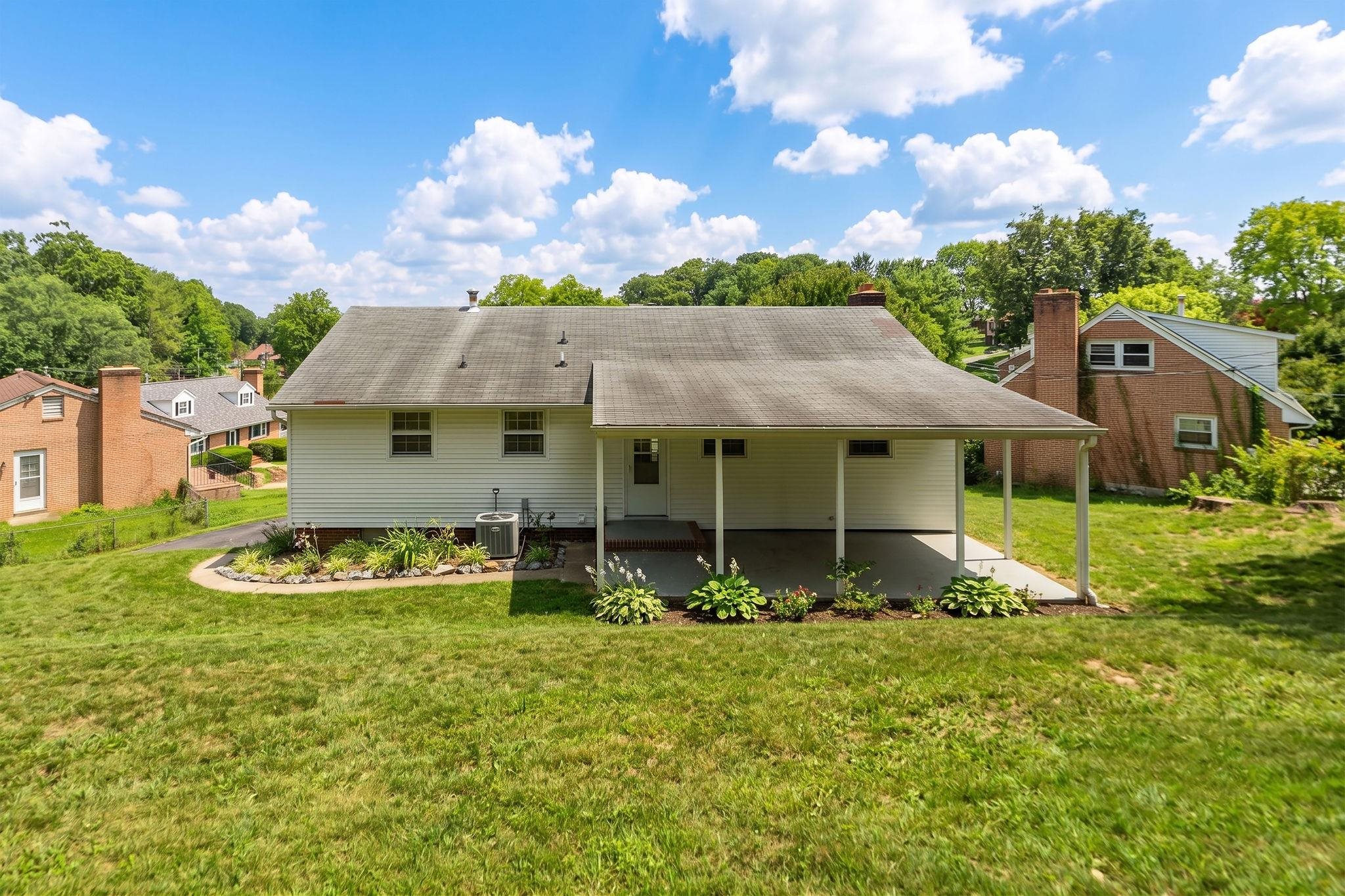 906 RIDGECREST CIR, STAUNTON, Virginia 24401, 4 Bedrooms Bedrooms, ,2 BathroomsBathrooms,Residential,906 RIDGECREST CIR,680277 MLS # 680277 906 RIDGECREST CIR, STAUNTON, Virginia 24401, 4 Bedrooms Bedrooms, ,2 BathroomsBathrooms,Residential,906 RIDGECREST CIR,680277 MLS # 680277
