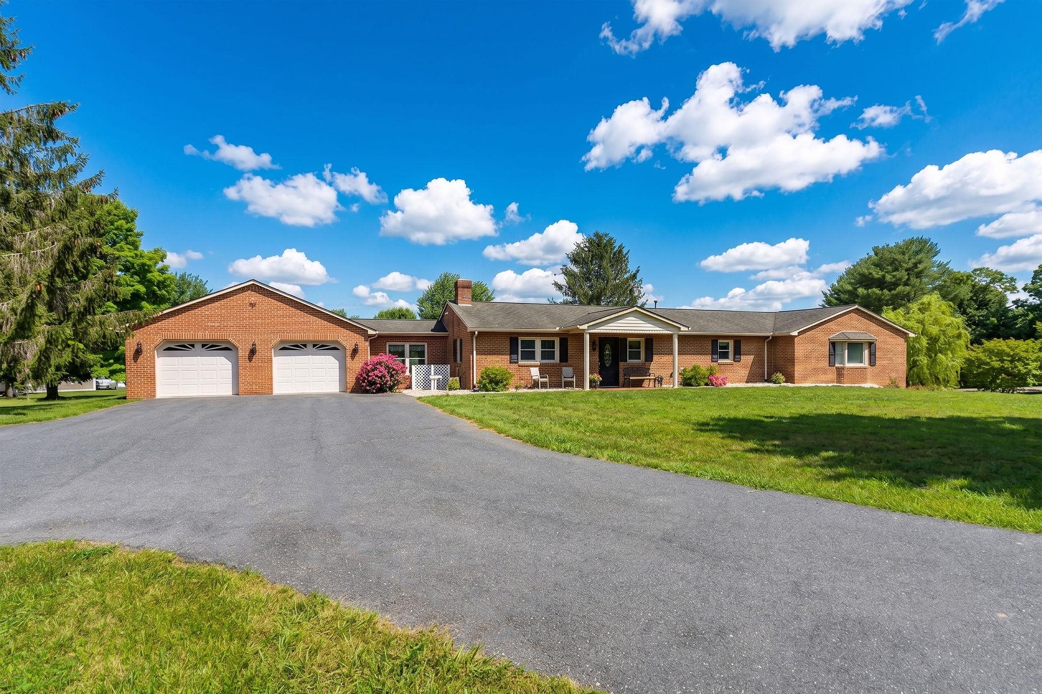 409 STEELES FORT RD, RAPHINE, Virginia 24472, 3 Bedrooms Bedrooms, ,4 BathroomsBathrooms,Residential,409 STEELES FORT RD,680283 MLS # 680283 409 STEELES FORT RD, RAPHINE, Virginia 24472, 3 Bedrooms Bedrooms, ,4 BathroomsBathrooms,Residential,409 STEELES FORT RD,680283 MLS # 680283