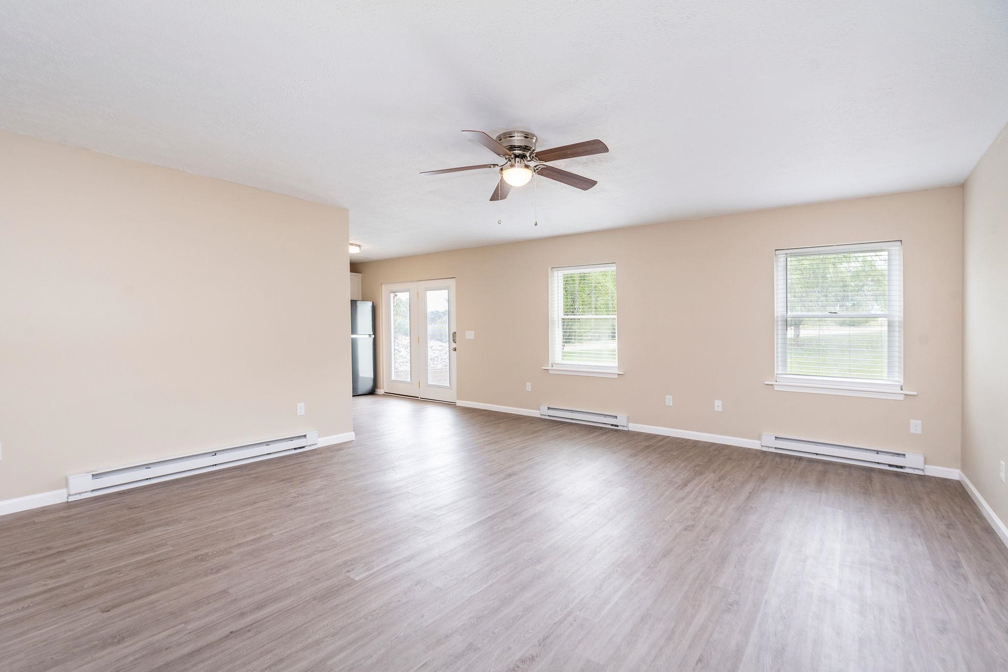 This would make a perfect in-law suite or Airbnb with it's separate entrance. This would make a perfect in-law suite or Airbnb with it's separate entrance.