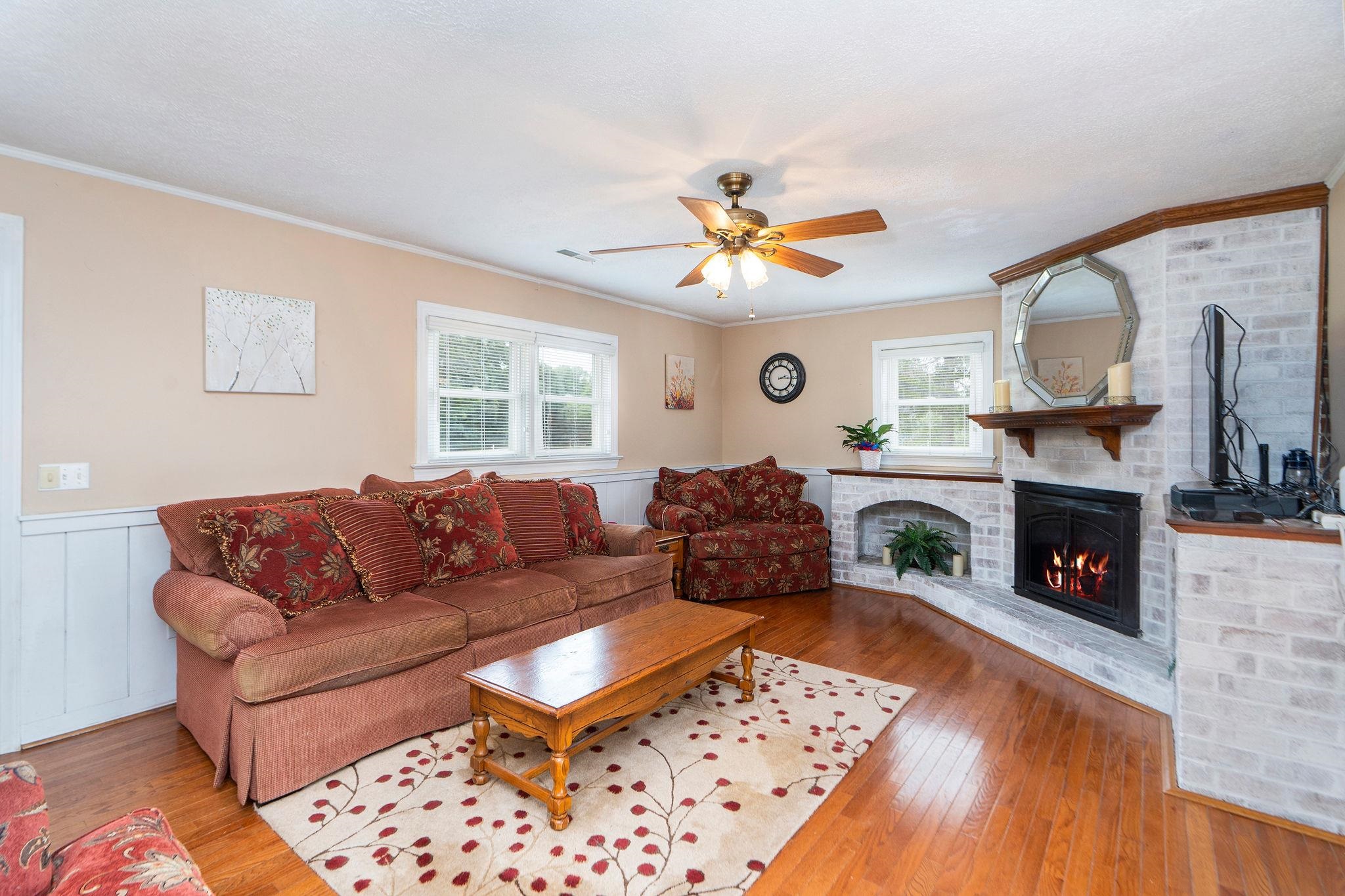 409 STEELES FORT RD, RAPHINE, Virginia 24472, 3 Bedrooms Bedrooms, ,4 BathroomsBathrooms,Residential,409 STEELES FORT RD,680283 MLS # 680283 409 STEELES FORT RD, RAPHINE, Virginia 24472, 3 Bedrooms Bedrooms, ,4 BathroomsBathrooms,Residential,409 STEELES FORT RD,680283 MLS # 680283