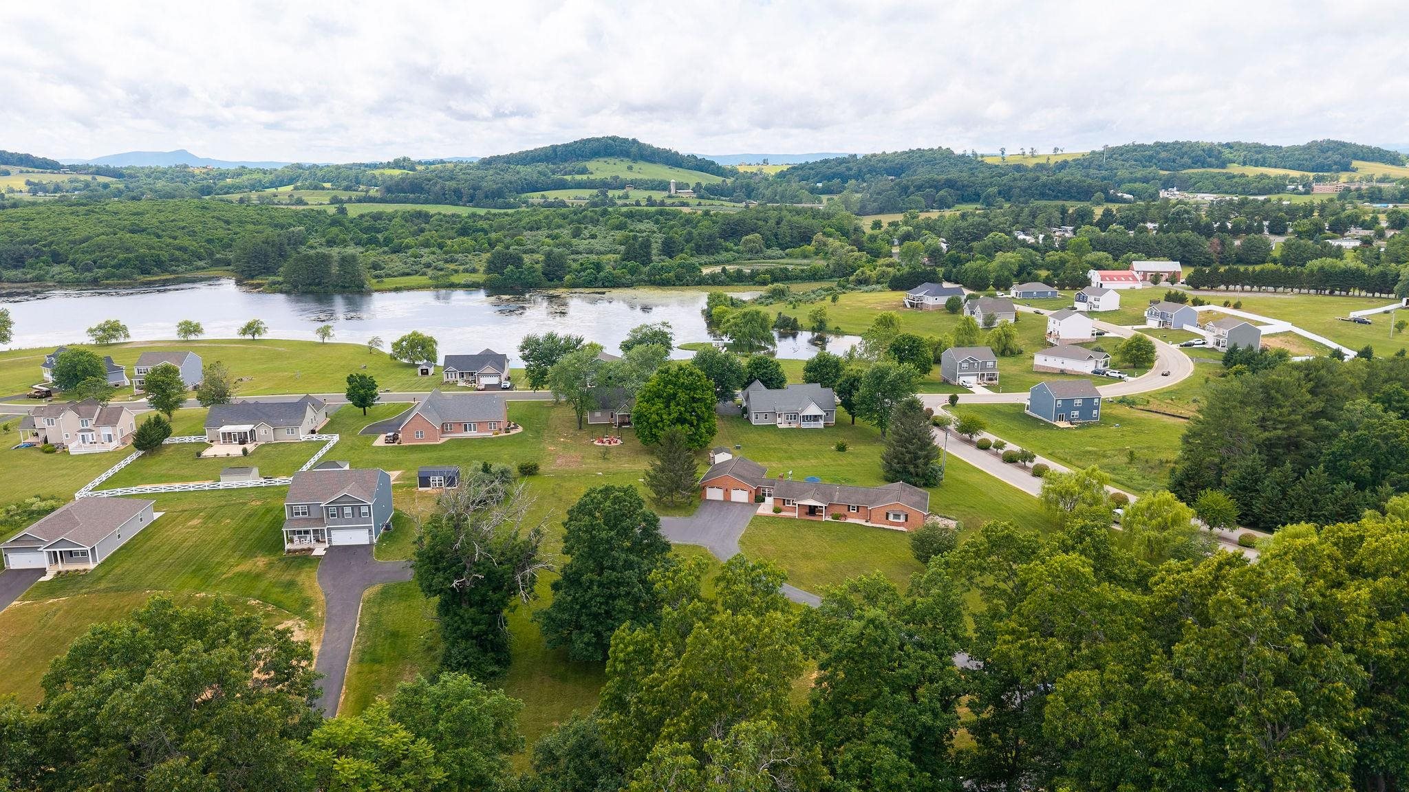 409 STEELES FORT RD, RAPHINE, Virginia 24472, 3 Bedrooms Bedrooms, ,4 BathroomsBathrooms,Residential,409 STEELES FORT RD,680283 MLS # 680283 409 STEELES FORT RD, RAPHINE, Virginia 24472, 3 Bedrooms Bedrooms, ,4 BathroomsBathrooms,Residential,409 STEELES FORT RD,680283 MLS # 680283