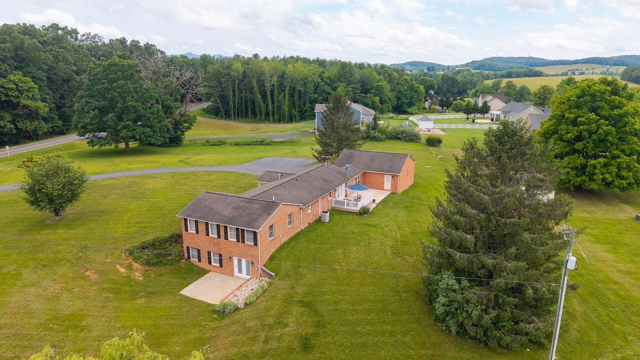409 STEELES FORT RD, RAPHINE, Virginia 24472, 3 Bedrooms Bedrooms, ,4 BathroomsBathrooms,Residential,409 STEELES FORT RD,680283 MLS # 680283 409 STEELES FORT RD, RAPHINE, Virginia 24472, 3 Bedrooms Bedrooms, ,4 BathroomsBathrooms,Residential,409 STEELES FORT RD,680283 MLS # 680283