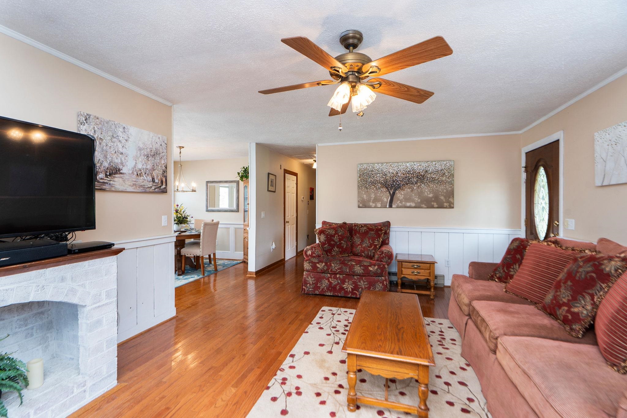 409 STEELES FORT RD, RAPHINE, Virginia 24472, 3 Bedrooms Bedrooms, ,4 BathroomsBathrooms,Residential,409 STEELES FORT RD,680283 MLS # 680283 409 STEELES FORT RD, RAPHINE, Virginia 24472, 3 Bedrooms Bedrooms, ,4 BathroomsBathrooms,Residential,409 STEELES FORT RD,680283 MLS # 680283