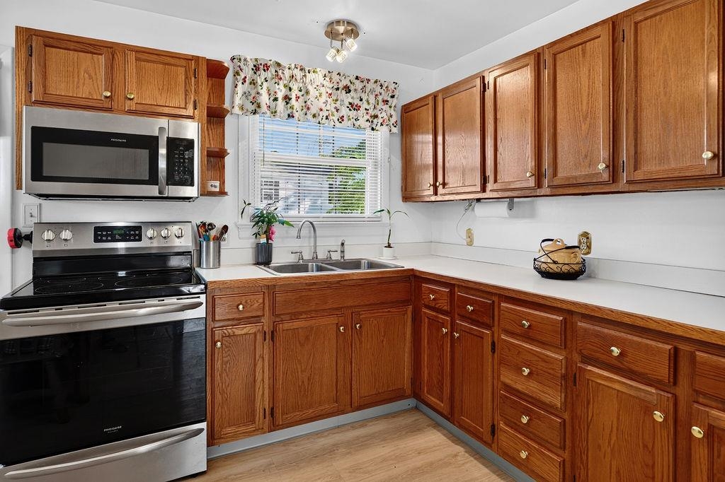 131 EDWARD AVE, WAYNESBORO, Virginia 22980, 3 Bedrooms Bedrooms, ,1 BathroomBathrooms,Residential,131 EDWARD AVE,680286 MLS # 680286 131 EDWARD AVE, WAYNESBORO, Virginia 22980, 3 Bedrooms Bedrooms, ,1 BathroomBathrooms,Residential,131 EDWARD AVE,680286 MLS # 680286