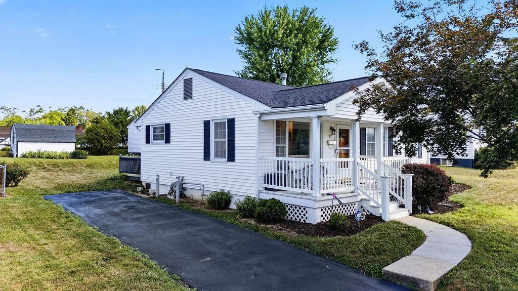 131 EDWARD AVE, WAYNESBORO, Virginia 22980, 3 Bedrooms Bedrooms, ,1 BathroomBathrooms,Residential,131 EDWARD AVE,680286 MLS # 680286 131 EDWARD AVE, WAYNESBORO, Virginia 22980, 3 Bedrooms Bedrooms, ,1 BathroomBathrooms,Residential,131 EDWARD AVE,680286 MLS # 680286