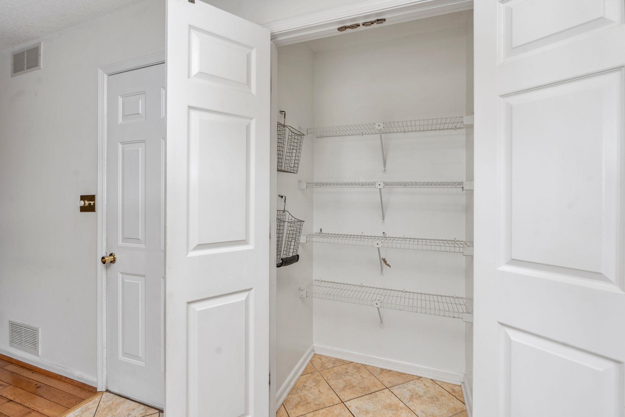 39 CRANBERRY DR, STUARTS DRAFT, Virginia 24477, 3 Bedrooms Bedrooms, ,2 BathroomsBathrooms,Residential,39 CRANBERRY DR,680299 MLS # 680299 39 CRANBERRY DR, STUARTS DRAFT, Virginia 24477, 3 Bedrooms Bedrooms, ,2 BathroomsBathrooms,Residential,39 CRANBERRY DR,680299 MLS # 680299