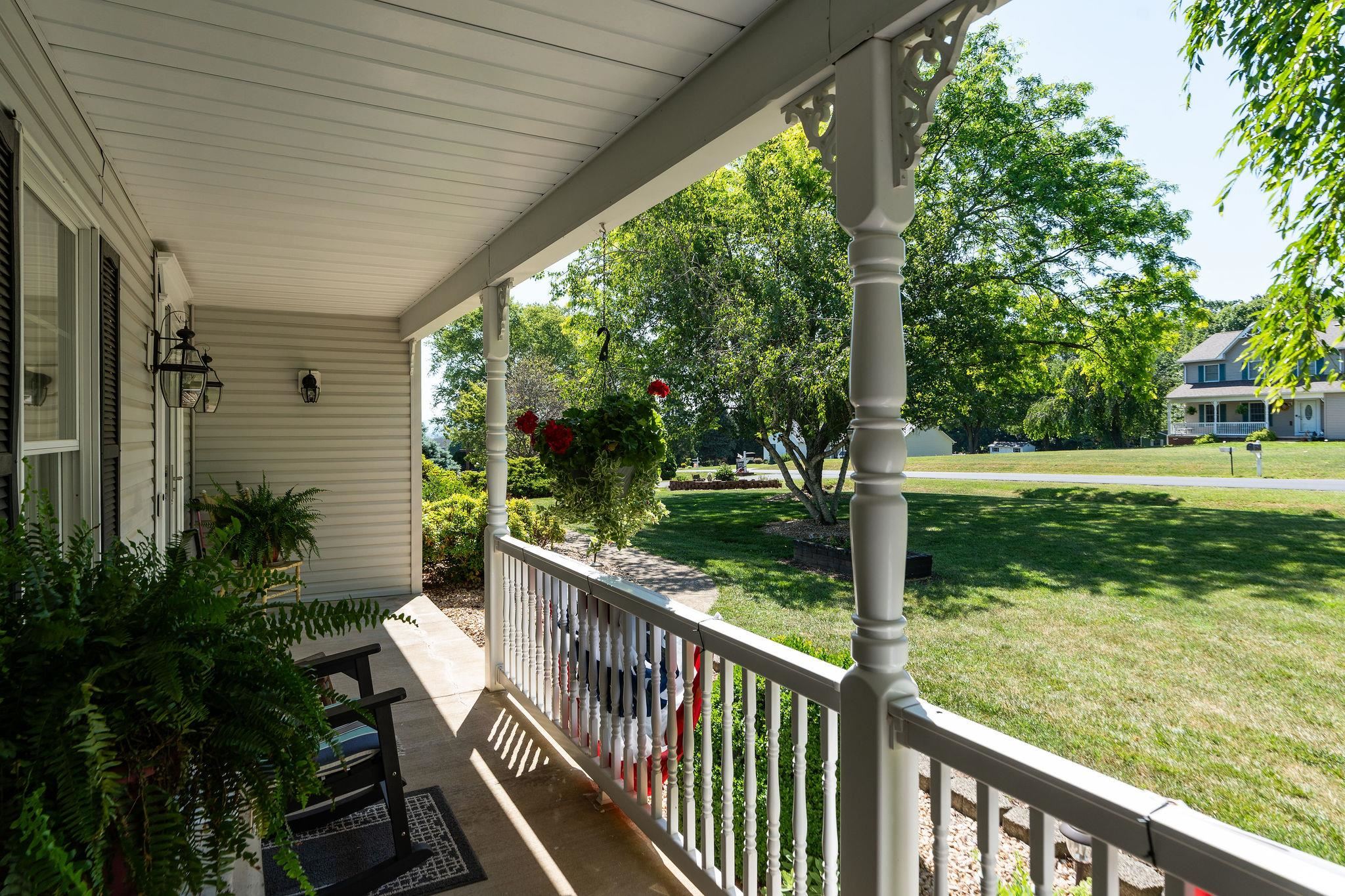 39 CRANBERRY DR, STUARTS DRAFT, Virginia 24477, 3 Bedrooms Bedrooms, ,2 BathroomsBathrooms,Residential,39 CRANBERRY DR,680299 MLS # 680299 39 CRANBERRY DR, STUARTS DRAFT, Virginia 24477, 3 Bedrooms Bedrooms, ,2 BathroomsBathrooms,Residential,39 CRANBERRY DR,680299 MLS # 680299