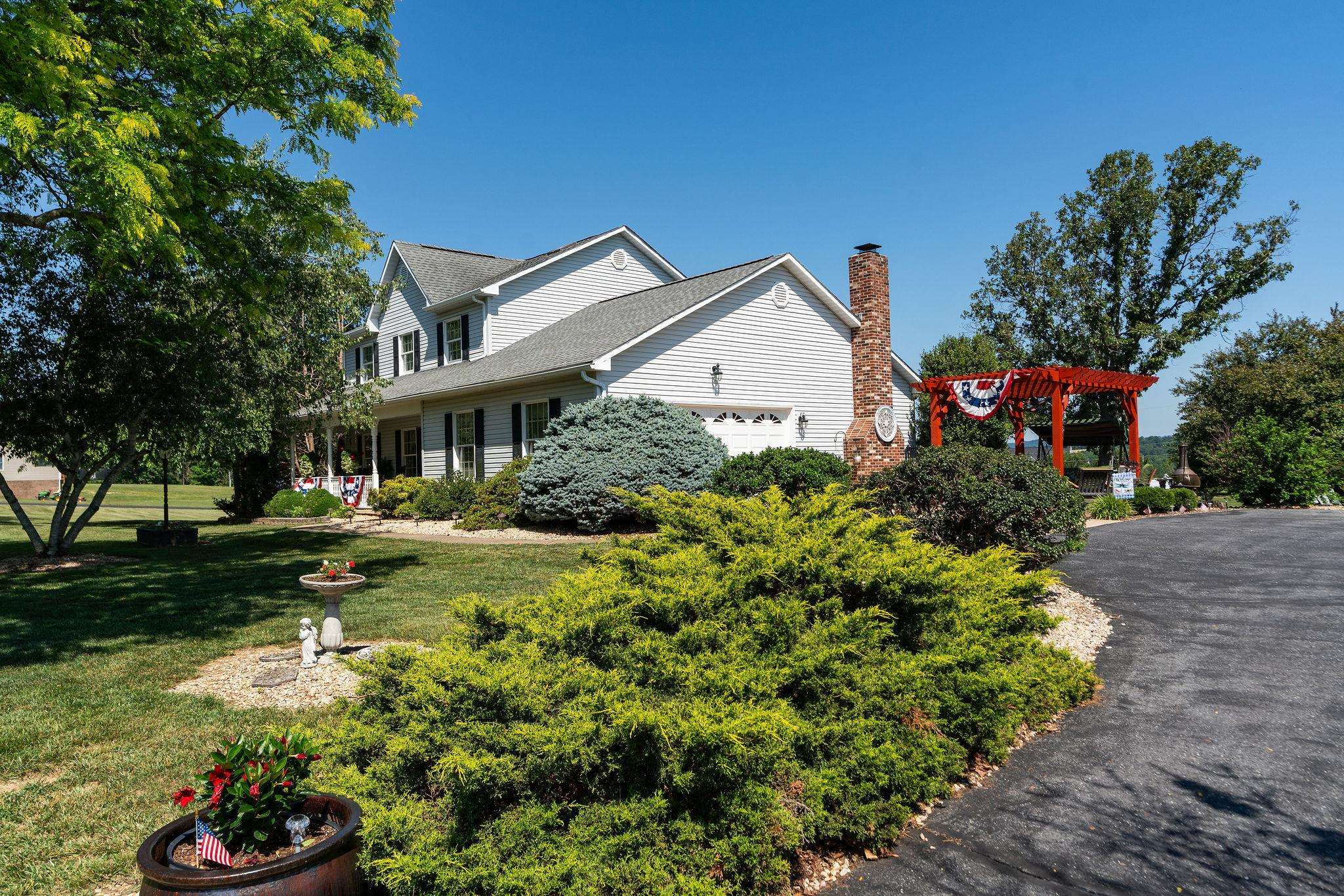 39 CRANBERRY DR, STUARTS DRAFT, Virginia 24477, 3 Bedrooms Bedrooms, ,2 BathroomsBathrooms,Residential,39 CRANBERRY DR,680299 MLS # 680299 39 CRANBERRY DR, STUARTS DRAFT, Virginia 24477, 3 Bedrooms Bedrooms, ,2 BathroomsBathrooms,Residential,39 CRANBERRY DR,680299 MLS # 680299