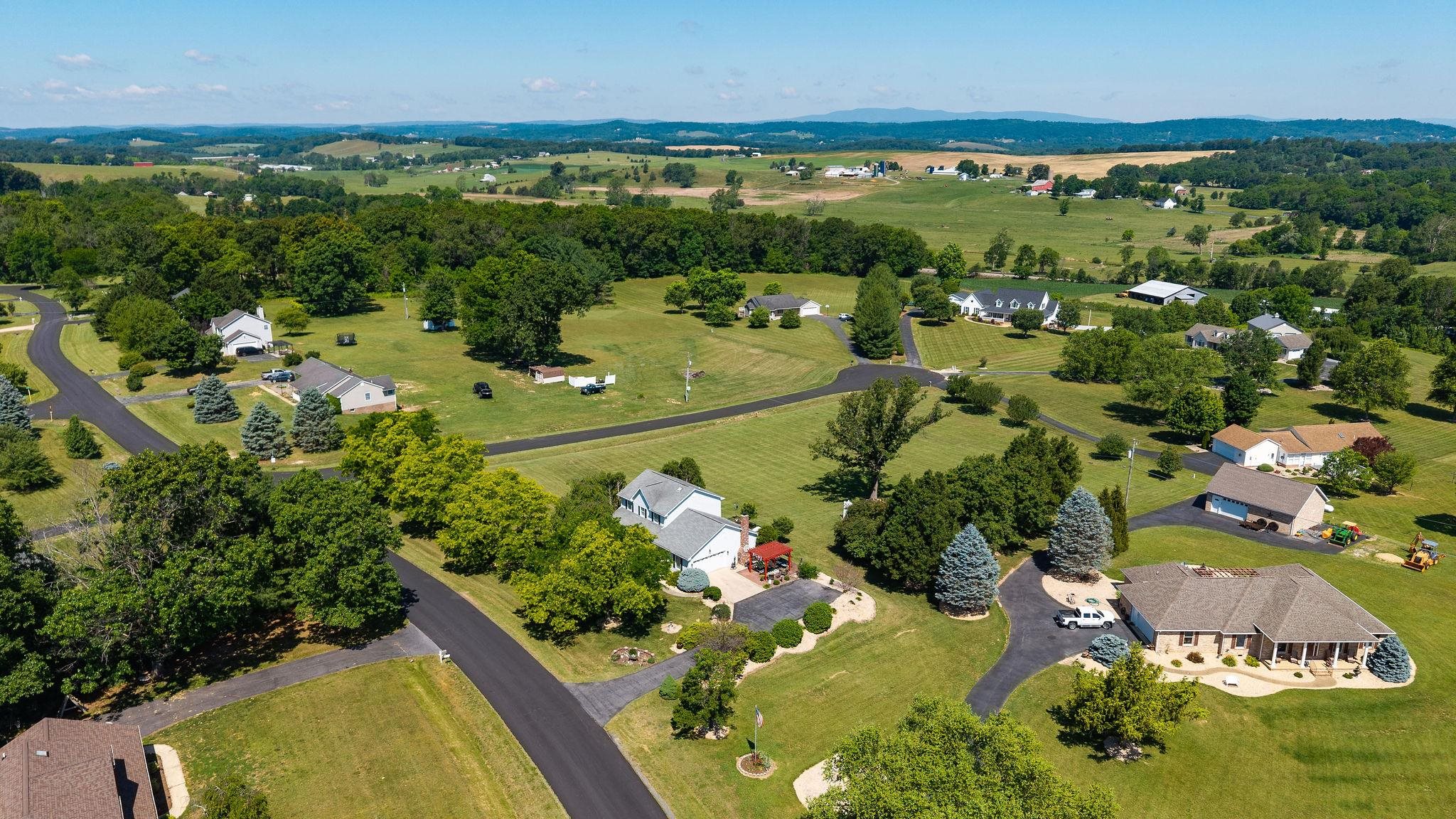39 CRANBERRY DR, STUARTS DRAFT, Virginia 24477, 3 Bedrooms Bedrooms, ,2 BathroomsBathrooms,Residential,39 CRANBERRY DR,680299 MLS # 680299 39 CRANBERRY DR, STUARTS DRAFT, Virginia 24477, 3 Bedrooms Bedrooms, ,2 BathroomsBathrooms,Residential,39 CRANBERRY DR,680299 MLS # 680299