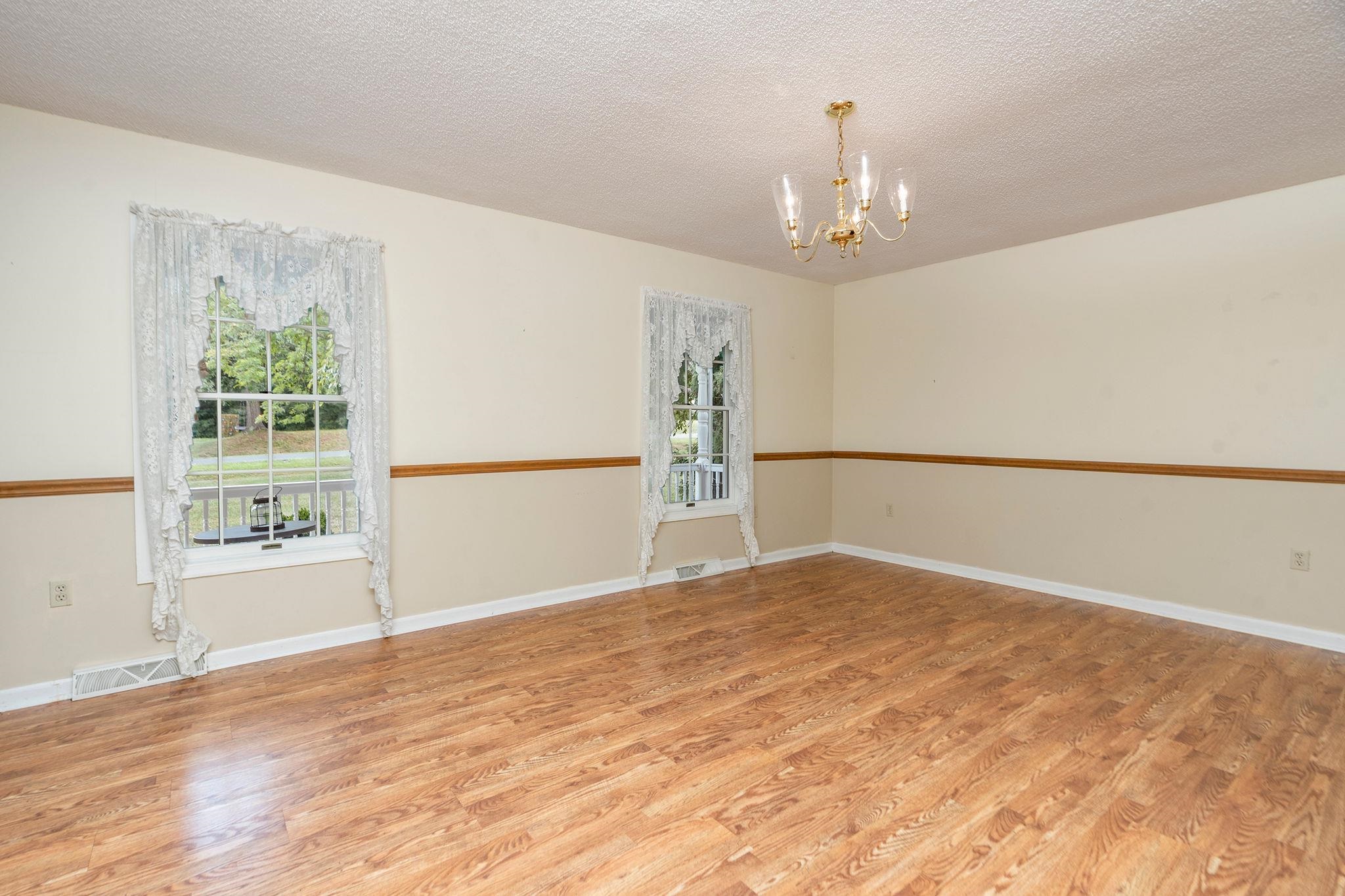 39 CRANBERRY DR, STUARTS DRAFT, Virginia 24477, 3 Bedrooms Bedrooms, ,2 BathroomsBathrooms,Residential,39 CRANBERRY DR,680299 MLS # 680299 39 CRANBERRY DR, STUARTS DRAFT, Virginia 24477, 3 Bedrooms Bedrooms, ,2 BathroomsBathrooms,Residential,39 CRANBERRY DR,680299 MLS # 680299