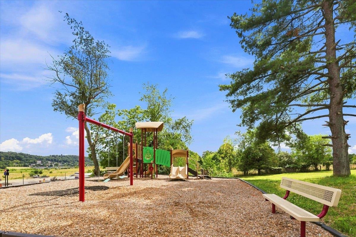 2898 ORCHARD RIDGE LN, ROCKINGHAM, Virginia 22801, 3 Bedrooms Bedrooms, ,2 BathroomsBathrooms,Residential,2898 ORCHARD RIDGE LN,680300 MLS # 680300 2898 ORCHARD RIDGE LN, ROCKINGHAM, Virginia 22801, 3 Bedrooms Bedrooms, ,2 BathroomsBathrooms,Residential,2898 ORCHARD RIDGE LN,680300 MLS # 680300