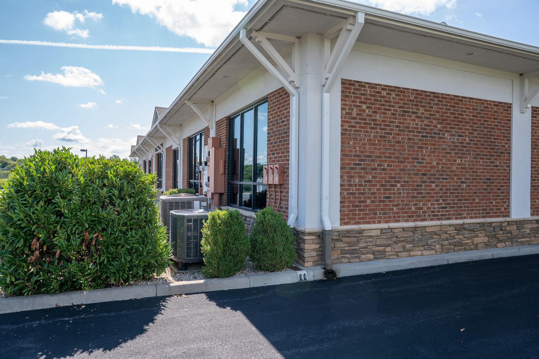 16 GOSNELL CROSSING, STAUNTON, Virginia 24401, ,Commercial,16 GOSNELL CROSSING,667308 MLS # 667308 16 GOSNELL CROSSING, STAUNTON, Virginia 24401, ,Commercial,16 GOSNELL CROSSING,667308 MLS # 667308
