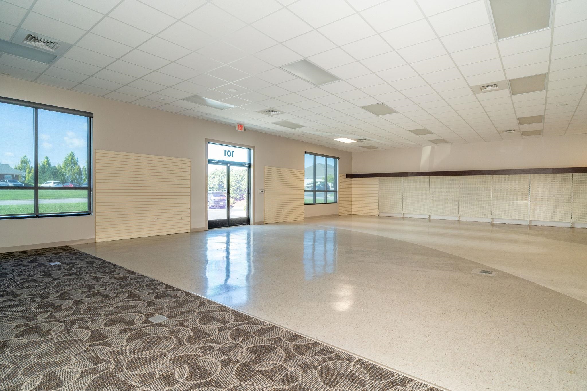 16 GOSNELL CROSSING, STAUNTON, Virginia 24401, ,Commercial,16 GOSNELL CROSSING,667308 MLS # 667308 16 GOSNELL CROSSING, STAUNTON, Virginia 24401, ,Commercial,16 GOSNELL CROSSING,667308 MLS # 667308