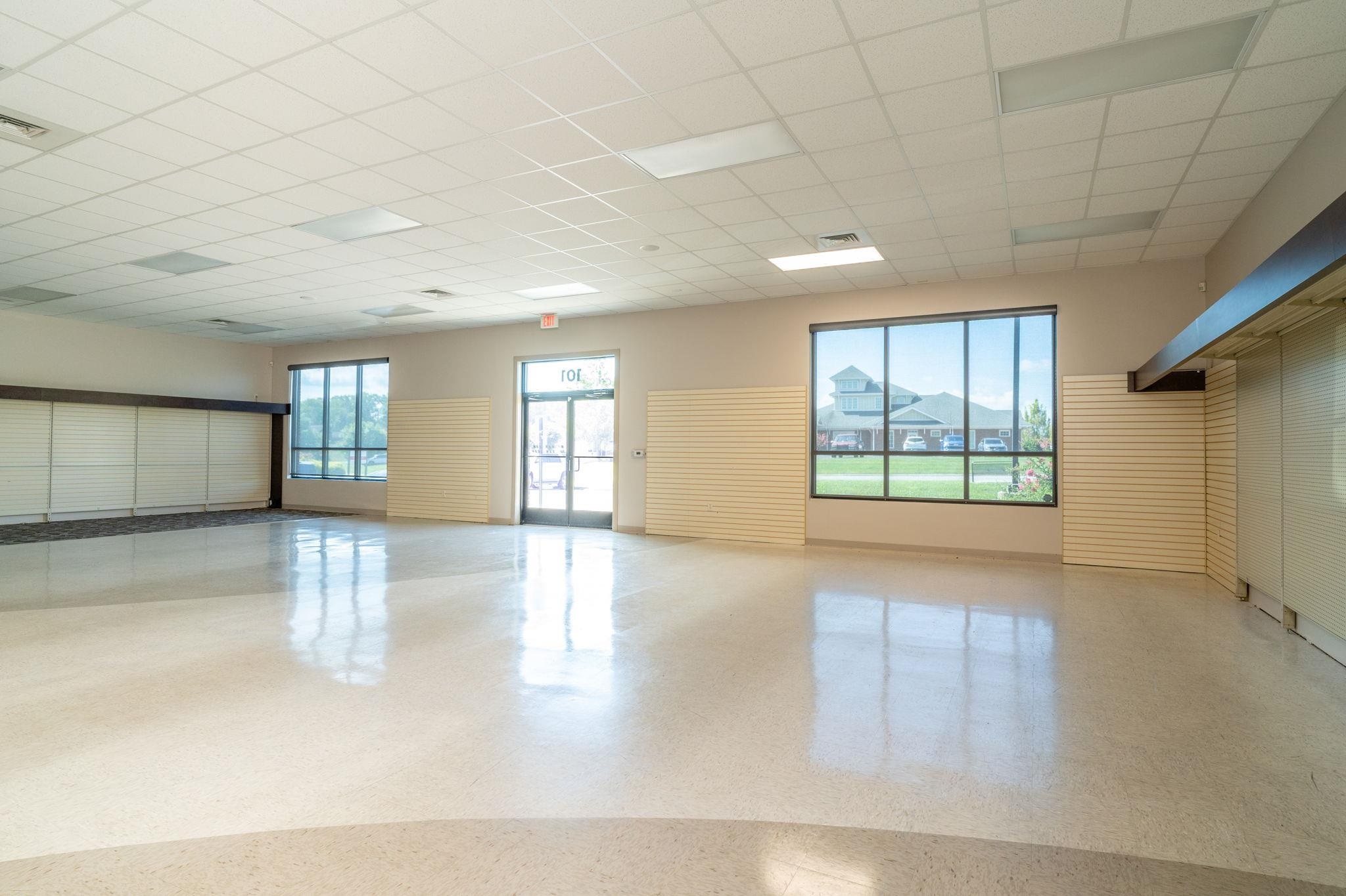 16 GOSNELL CROSSING, STAUNTON, Virginia 24401, ,Commercial,16 GOSNELL CROSSING,667308 MLS # 667308 16 GOSNELL CROSSING, STAUNTON, Virginia 24401, ,Commercial,16 GOSNELL CROSSING,667308 MLS # 667308