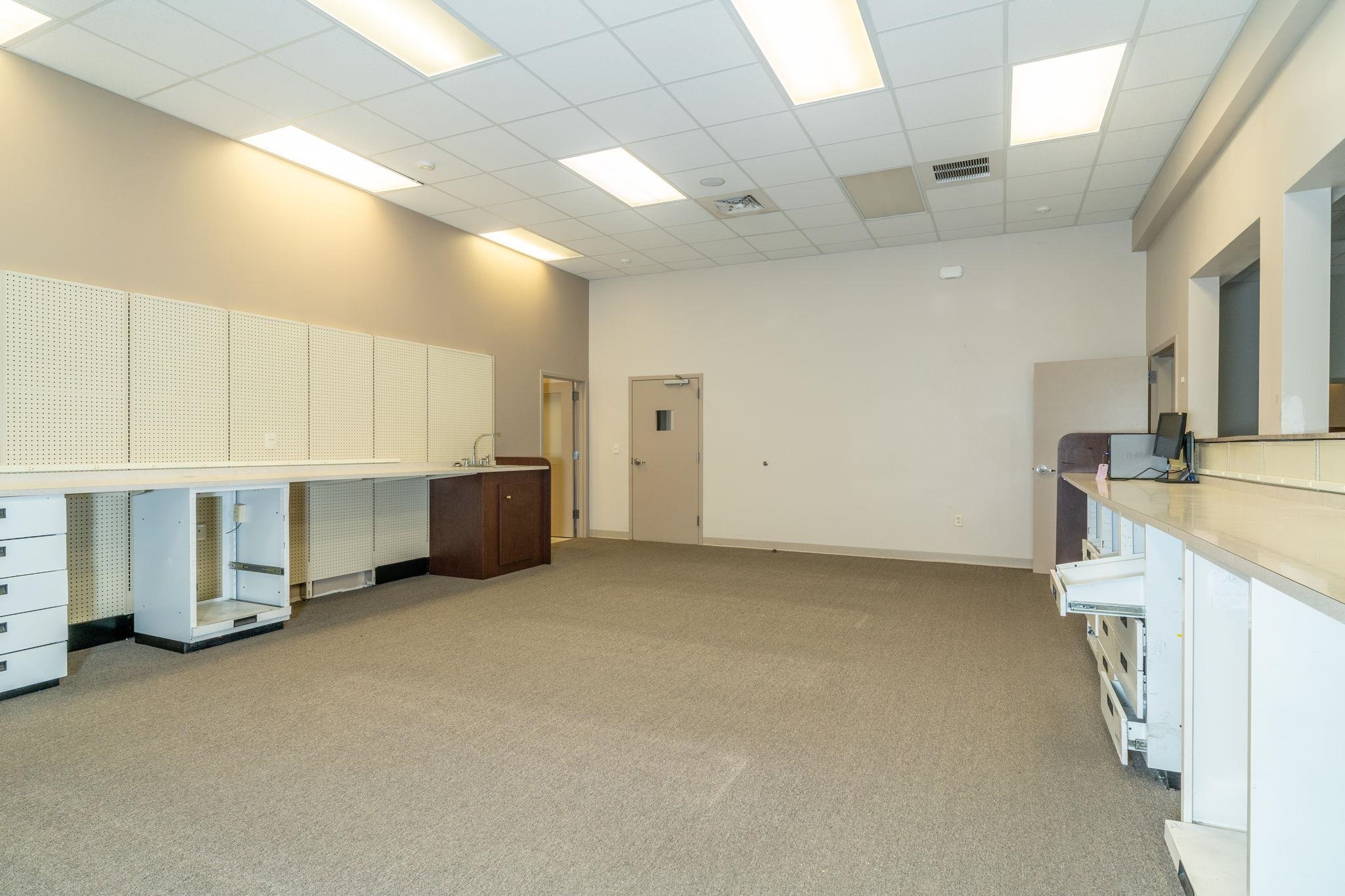 16 GOSNELL CROSSING, STAUNTON, Virginia 24401, ,Commercial,16 GOSNELL CROSSING,667308 MLS # 667308 16 GOSNELL CROSSING, STAUNTON, Virginia 24401, ,Commercial,16 GOSNELL CROSSING,667308 MLS # 667308