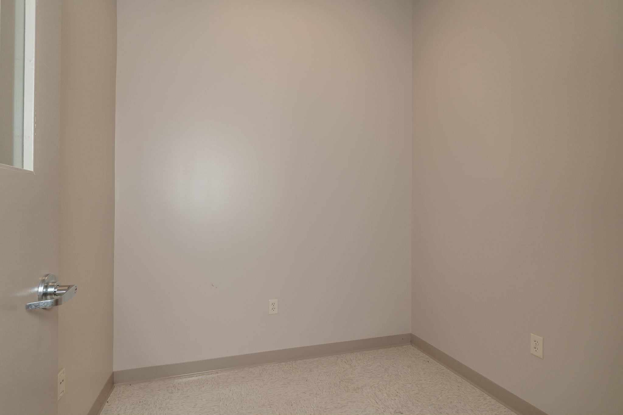 16 GOSNELL CROSSING, STAUNTON, Virginia 24401, ,Commercial,16 GOSNELL CROSSING,667308 MLS # 667308 16 GOSNELL CROSSING, STAUNTON, Virginia 24401, ,Commercial,16 GOSNELL CROSSING,667308 MLS # 667308
