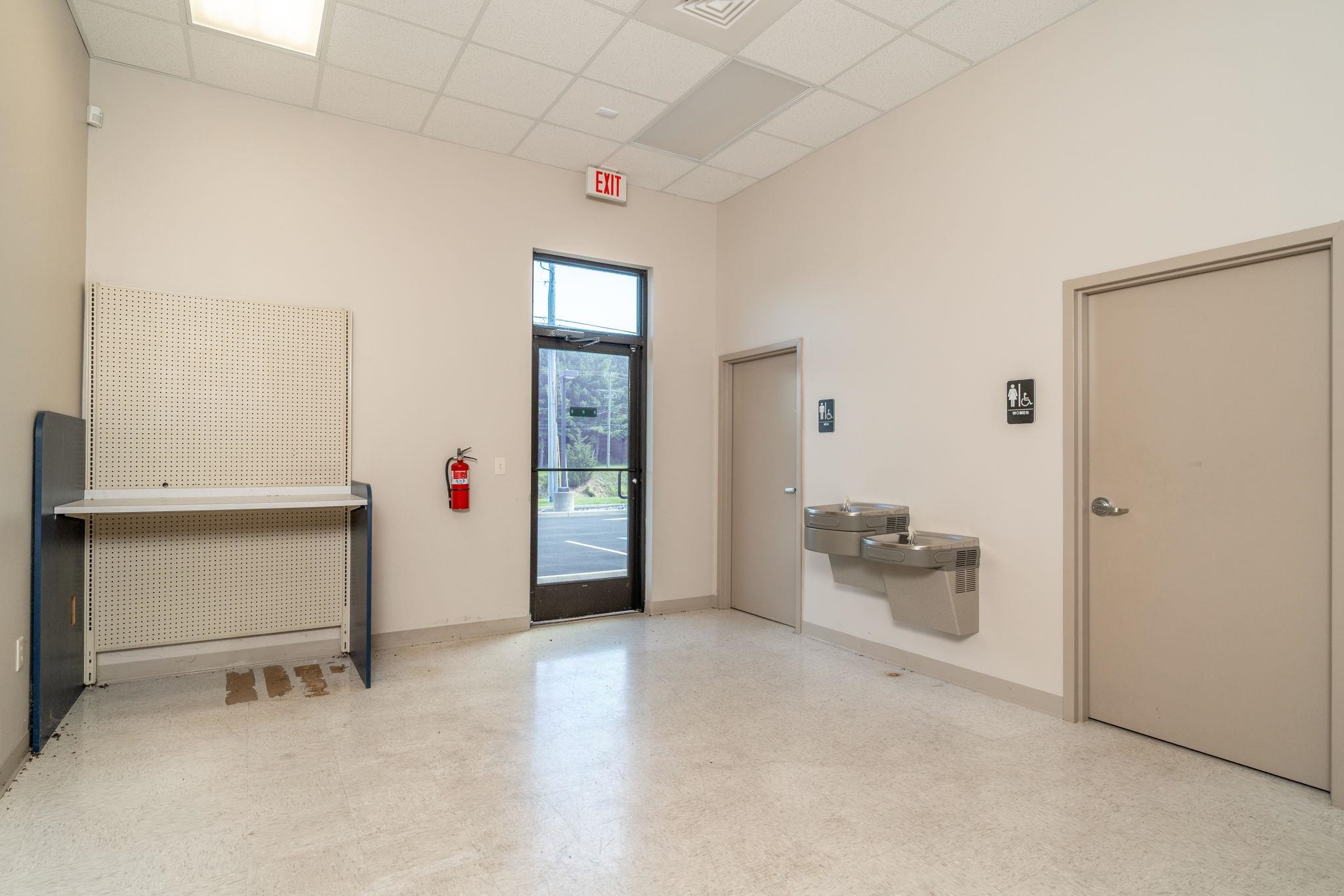 16 GOSNELL CROSSING, STAUNTON, Virginia 24401, ,Commercial,16 GOSNELL CROSSING,667308 MLS # 667308 16 GOSNELL CROSSING, STAUNTON, Virginia 24401, ,Commercial,16 GOSNELL CROSSING,667308 MLS # 667308