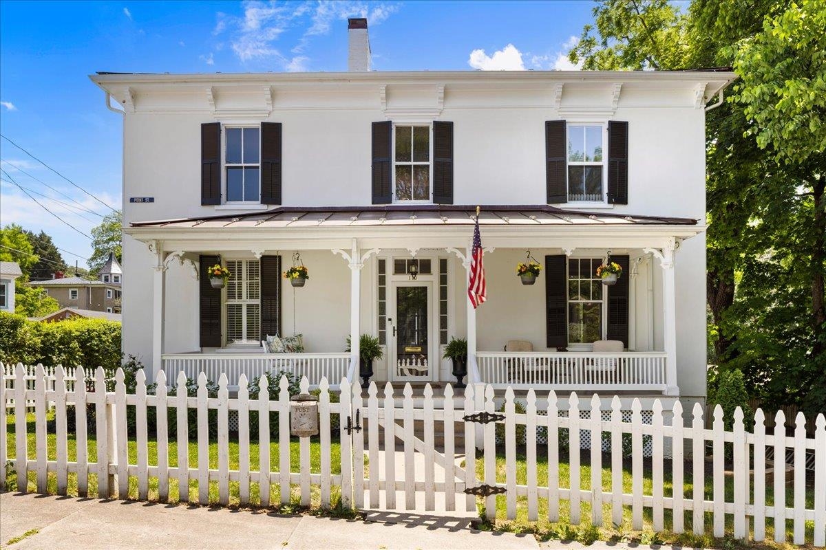 119 POINTS ST, STAUNTON, Virginia 24401, 4 Bedrooms Bedrooms, ,3 BathroomsBathrooms,Residential,119 POINTS ST,677640 MLS # 677640